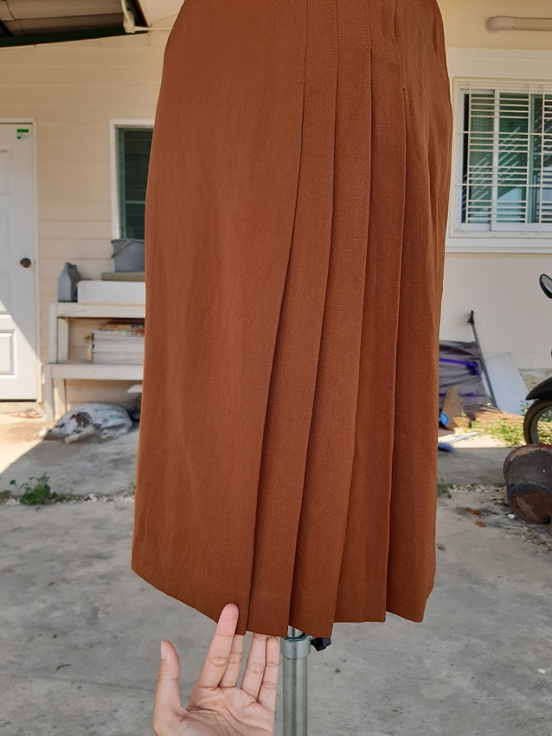 กระโปรงพลีททำงานสีน้ำตาล