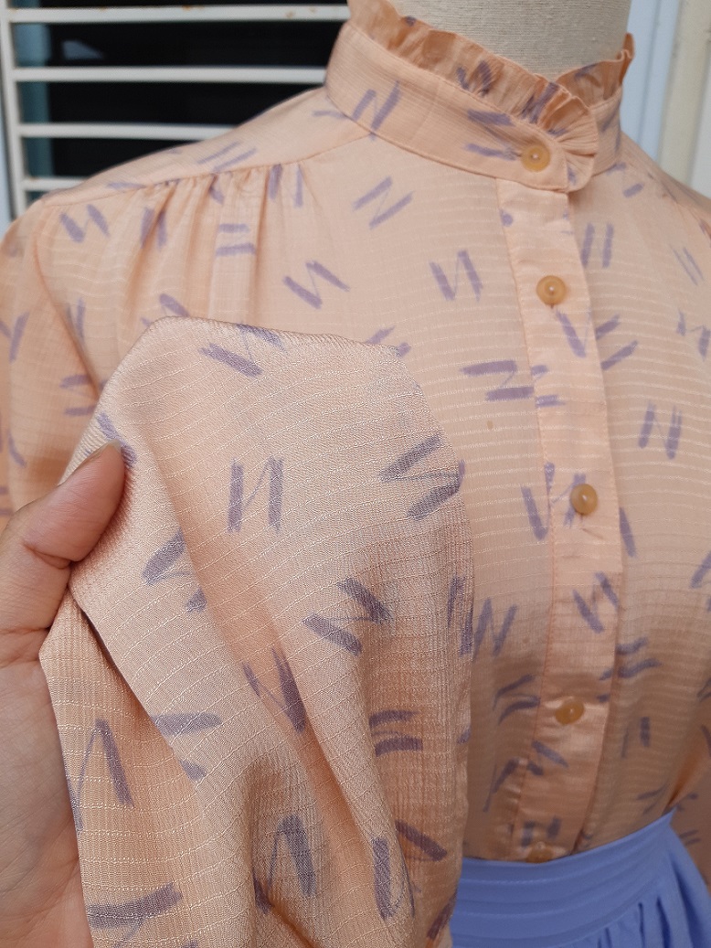 ชุดเซ็ตเสื้อวินเทจญี่ปุ่น คู่ กระโปรงทรงเอบานสีฟ้า