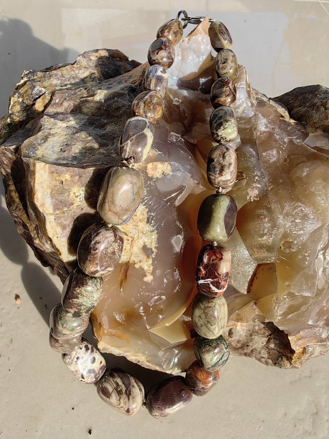 Agate Jasper อาเกต แจสเปอร์ L 48 cm. 582.50 ct