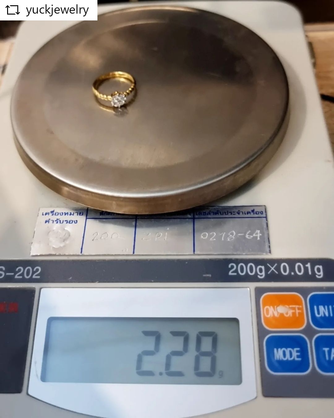 🚫ปิดการขาย(SoIdOut)🚫แหวนทองคำ 18K เพชรเกสร 5 ตัง 1 เม็ด 4 ตัง 6 เม็ด รวม 29 ตัง น้ำ 95-96 ความสะอาด if-vvs ไซส์ 50 น้ำหนัก 2.28 กรัม ราคา 7500.-(Net)