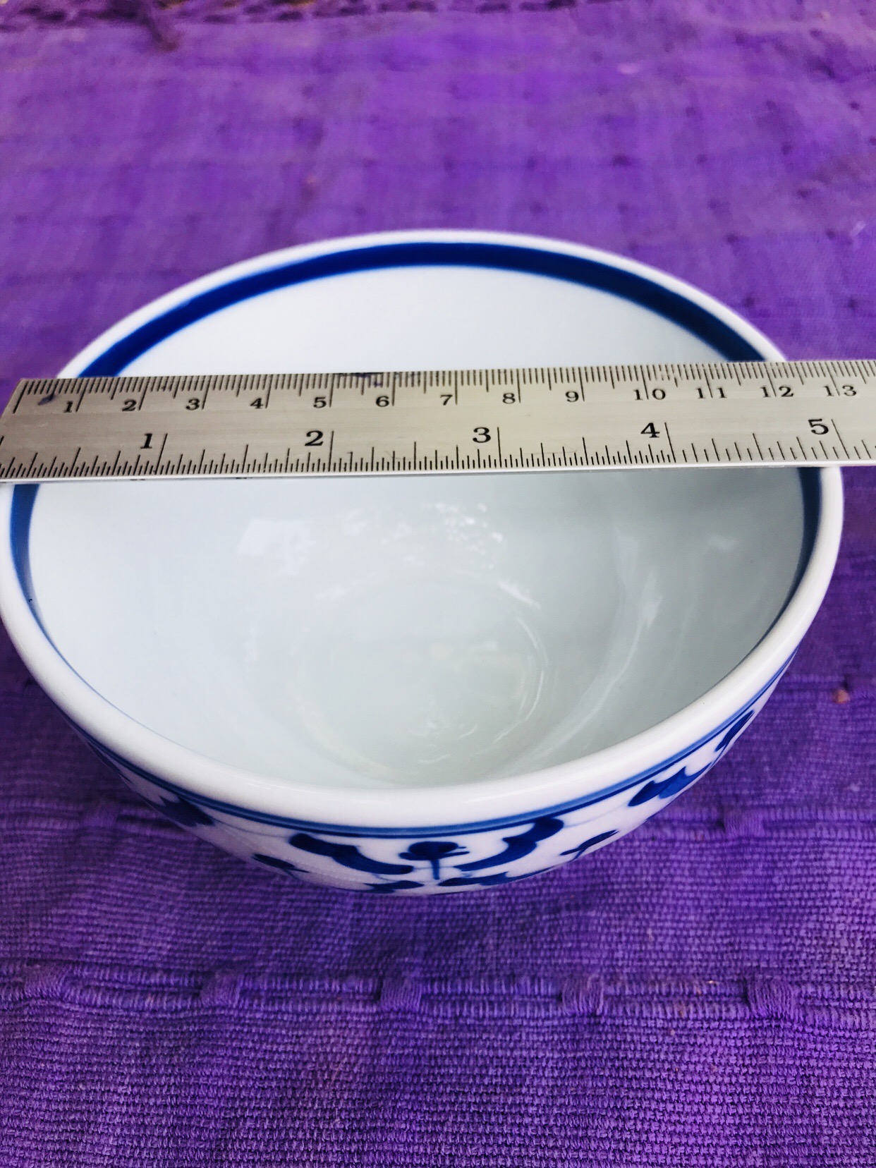 ถ้วยกลมลายไทยทรงลึก5"