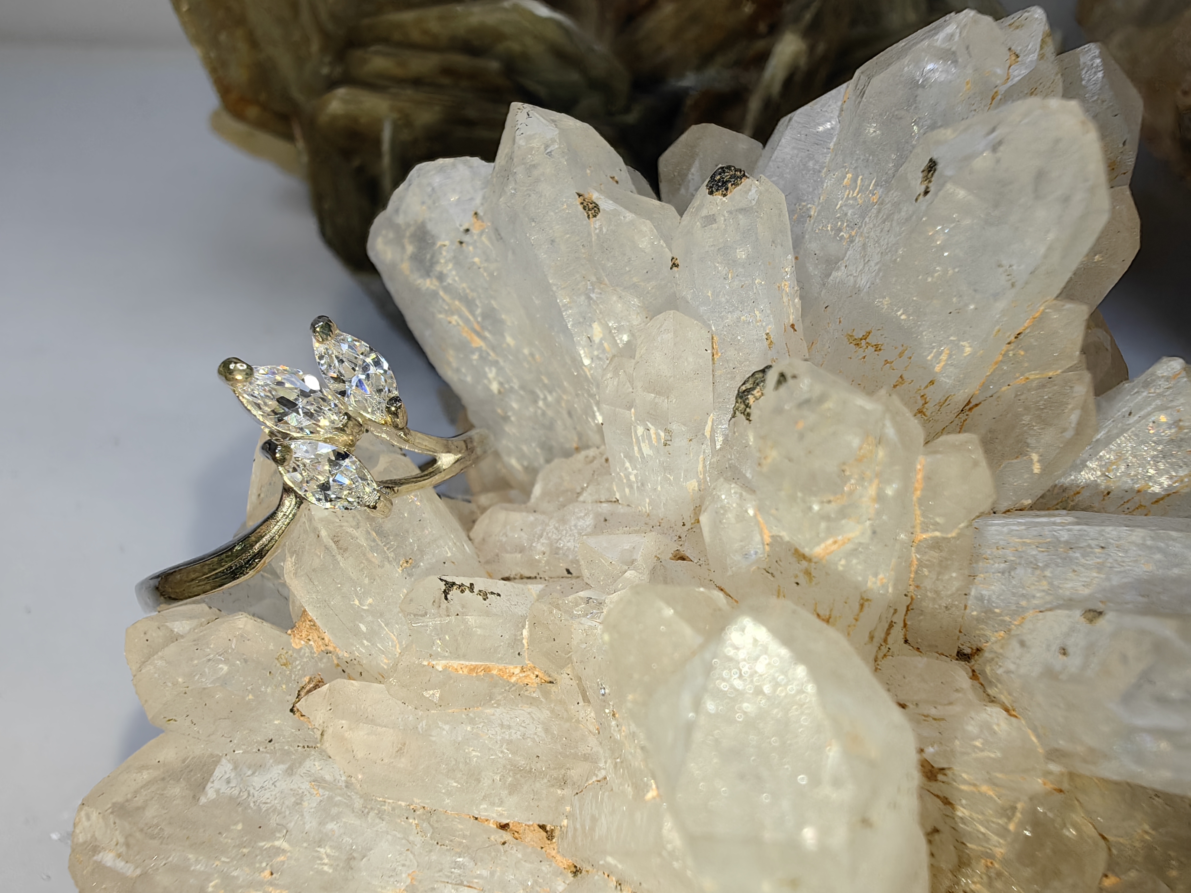 แหวนเพชร CZ เงินแท้ 92.5% Cubic Zirconia 925 Sterling Silver Ring Size 58