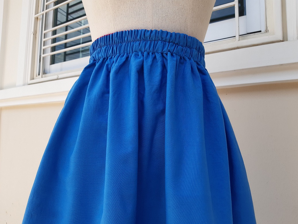 กระโปรงทรงเอ ใส่ได้ 2 ด้านสีชมพู ฟ้า