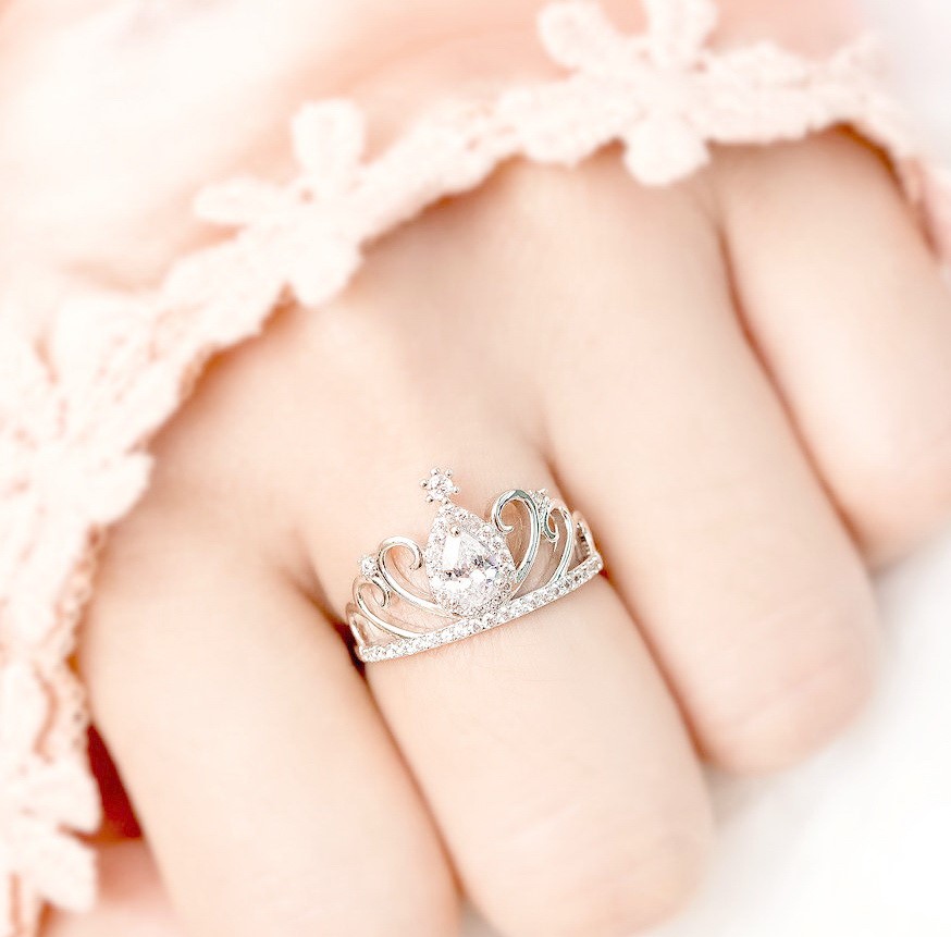 DIAMOND 18K WHITE GOLD RING แหวน เพชร ทอง 18K Pre-order