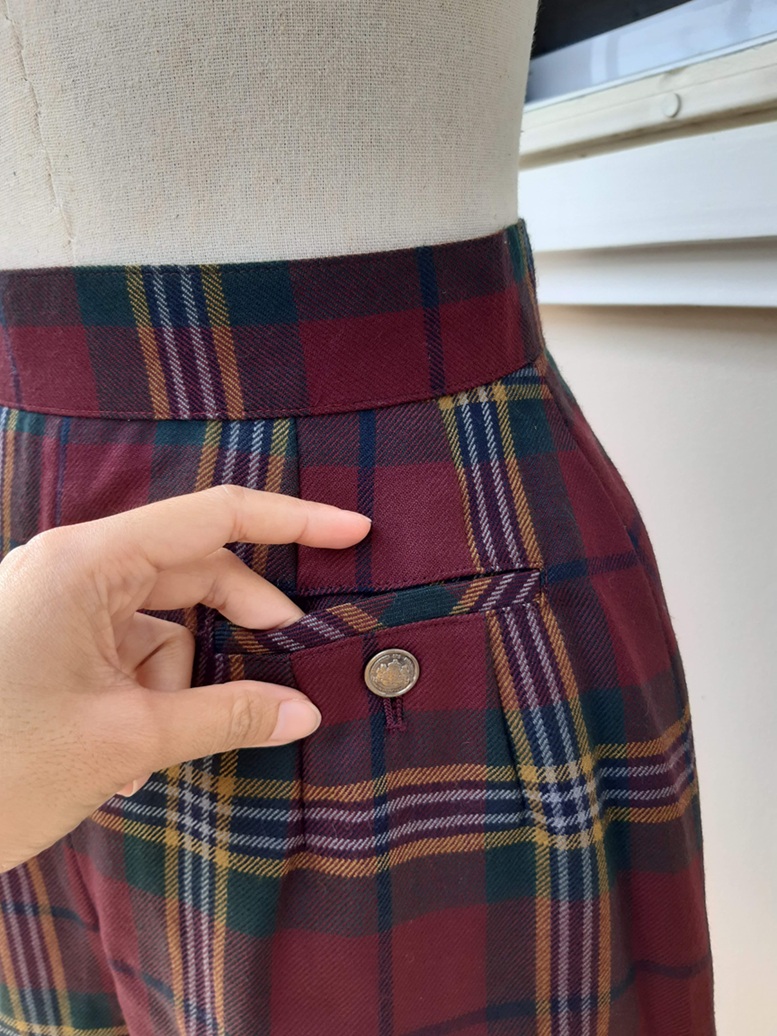 กางเกงคูลอตทรงสั้นลายสก็อตสีม่วงพลัม (Vintage culottes shorts)