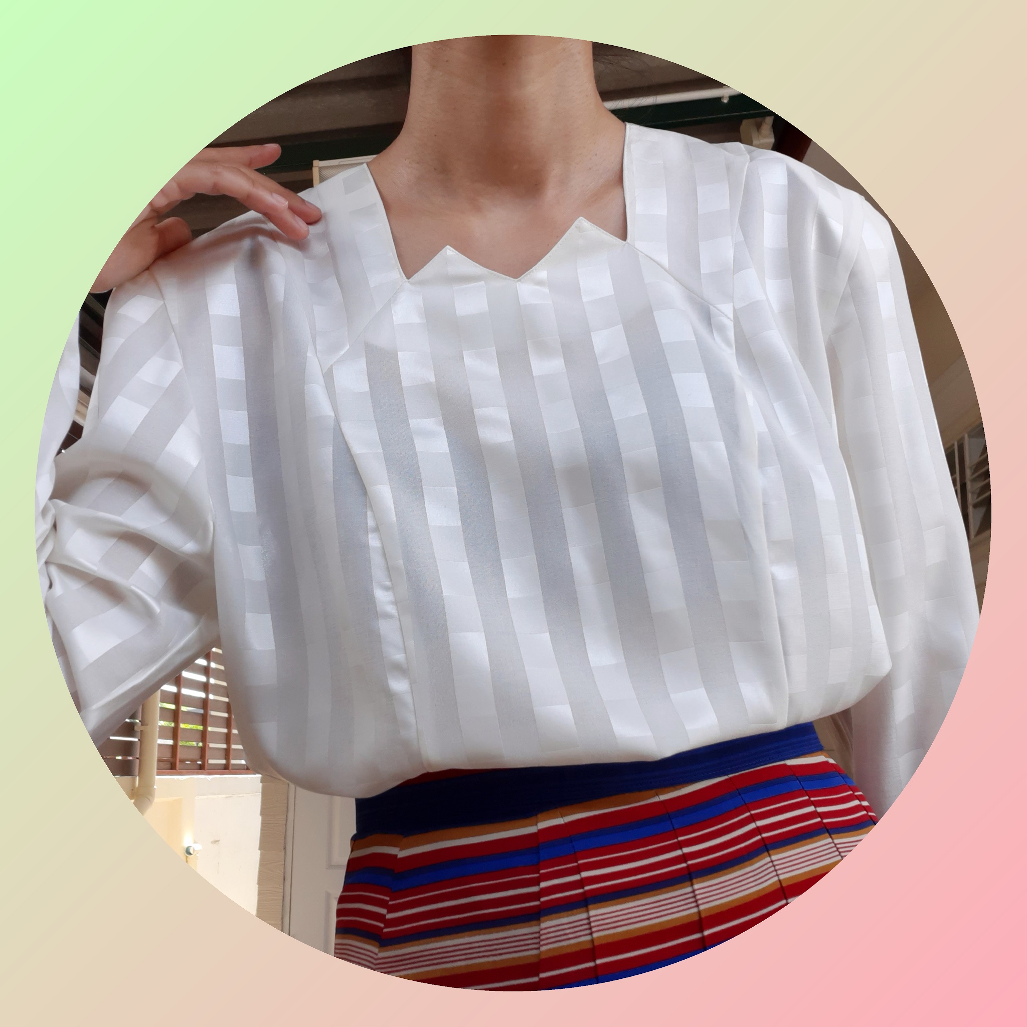 เสื้อขาววินเทจแขนยาว