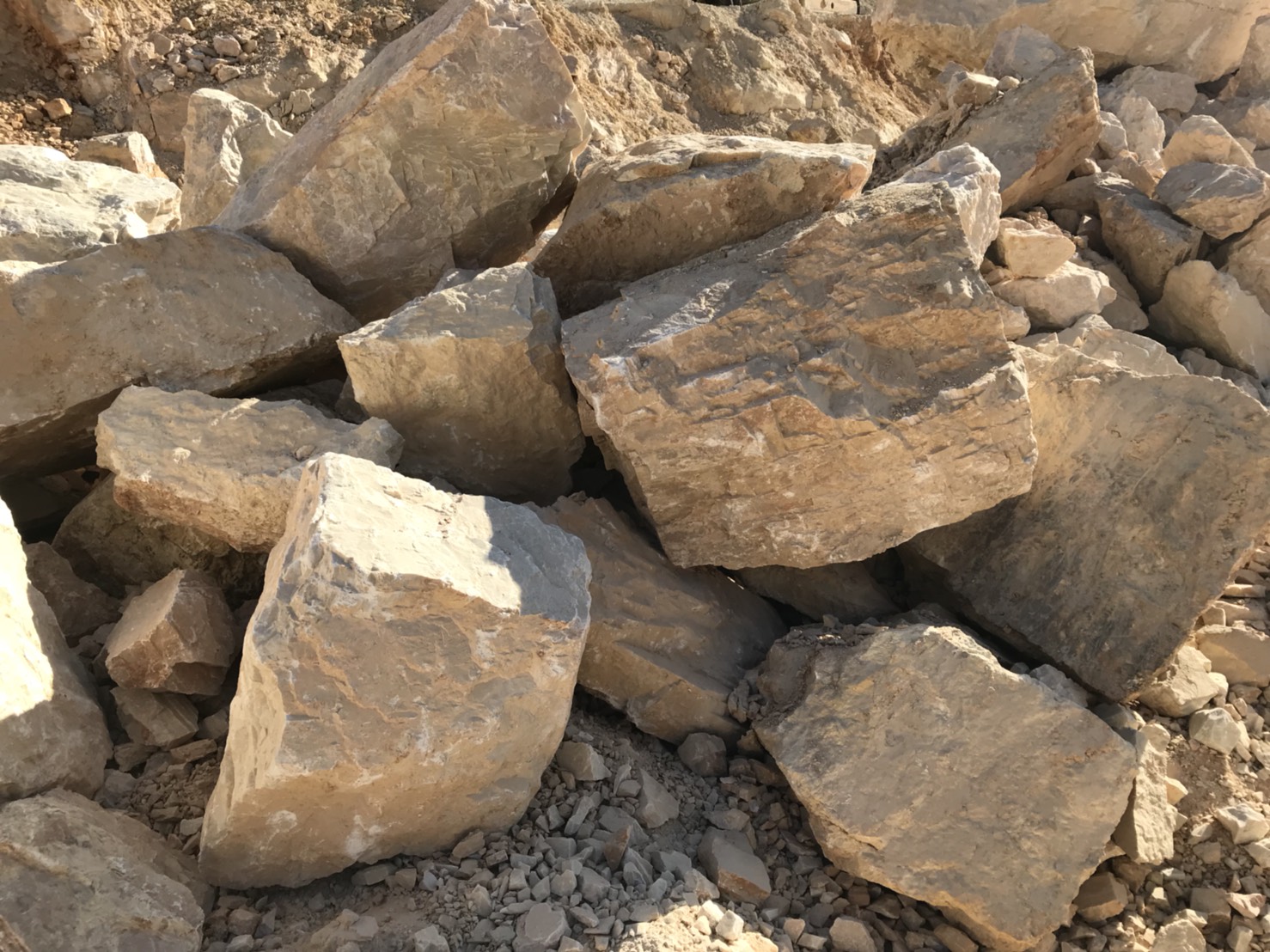 หินเขื่อน(ไซส์ใหญ่)