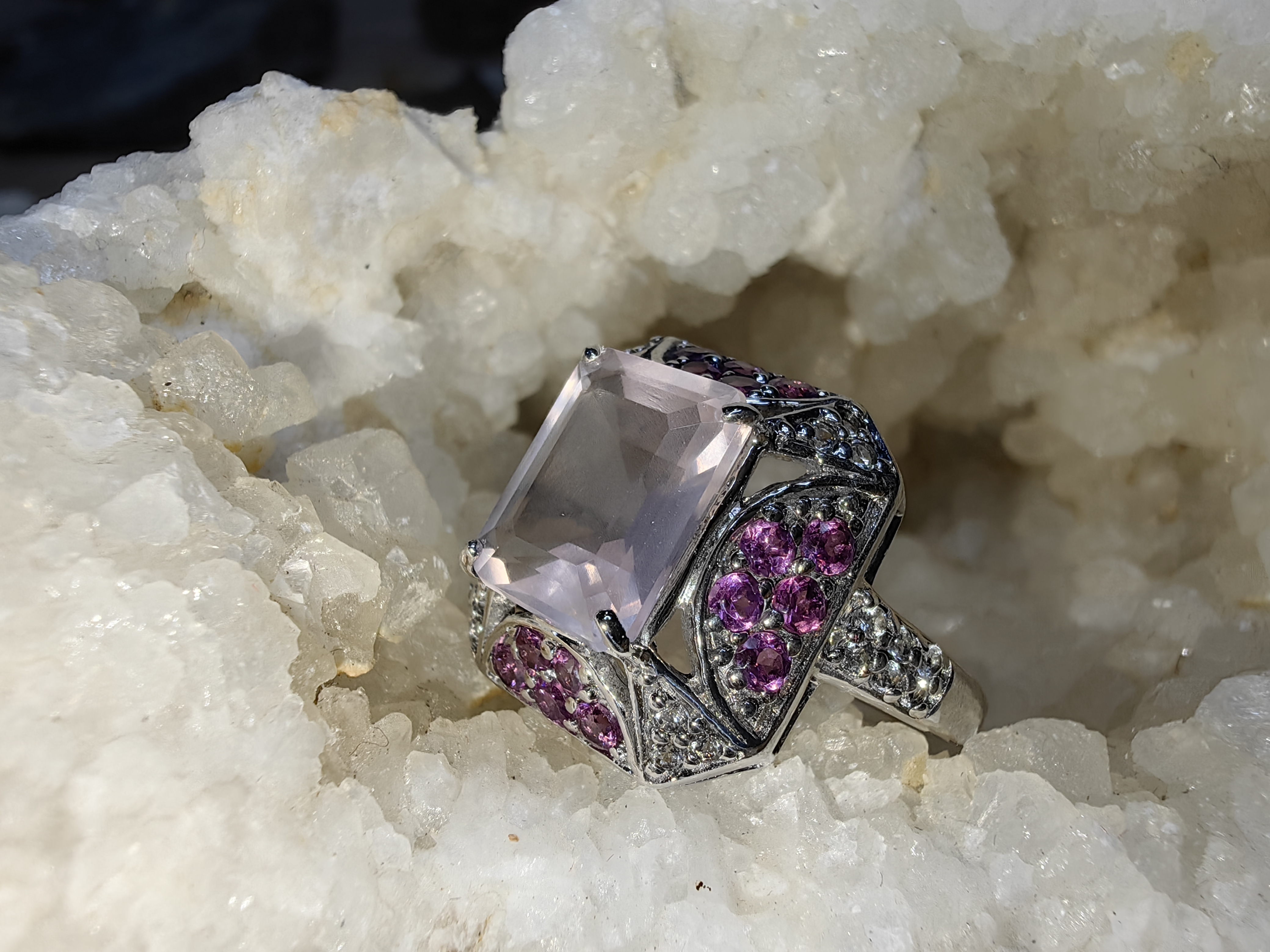 ROSE QUARTZ RHODOLITE WHITE TOPAZ RING