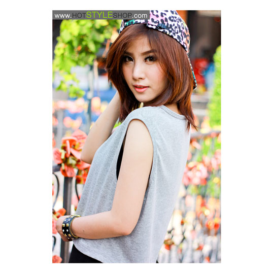 เสื้อครอปแขนกุด เสื้อแขนกุดเอวลอย