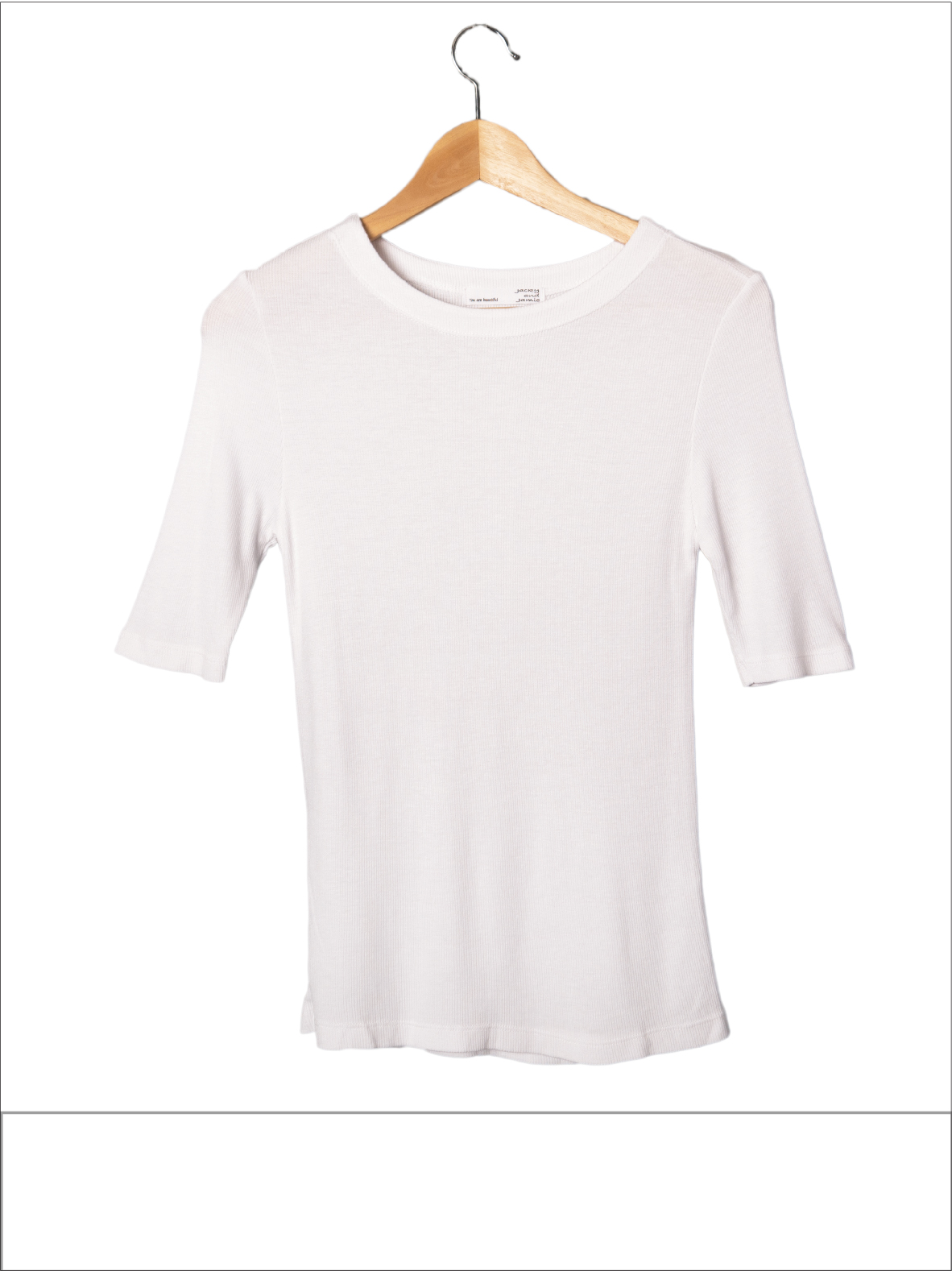 G 180127 เสื้อยืด (แขนสี่ส่วน) jacky and jamie ราคาเช่า 30 บาท ต่อ 1 วัน