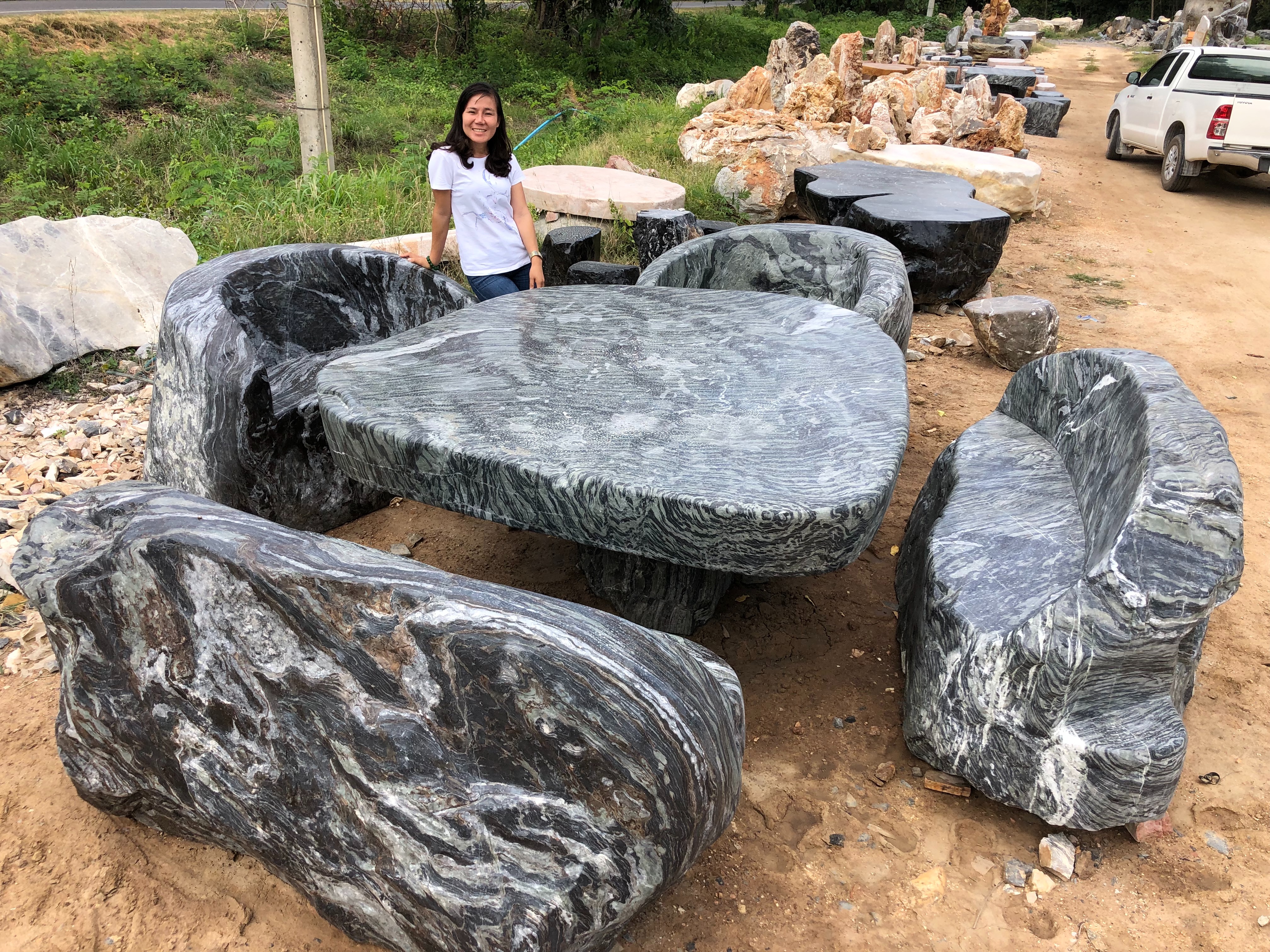 โซฟาหินธรรมชาติ