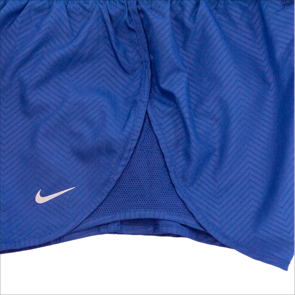 G 150076.2 กางเกงกีฬาขาสั้น NIKE (DRI FIT) ราคาเช่า 90 บาท ต่อ 1 วัน