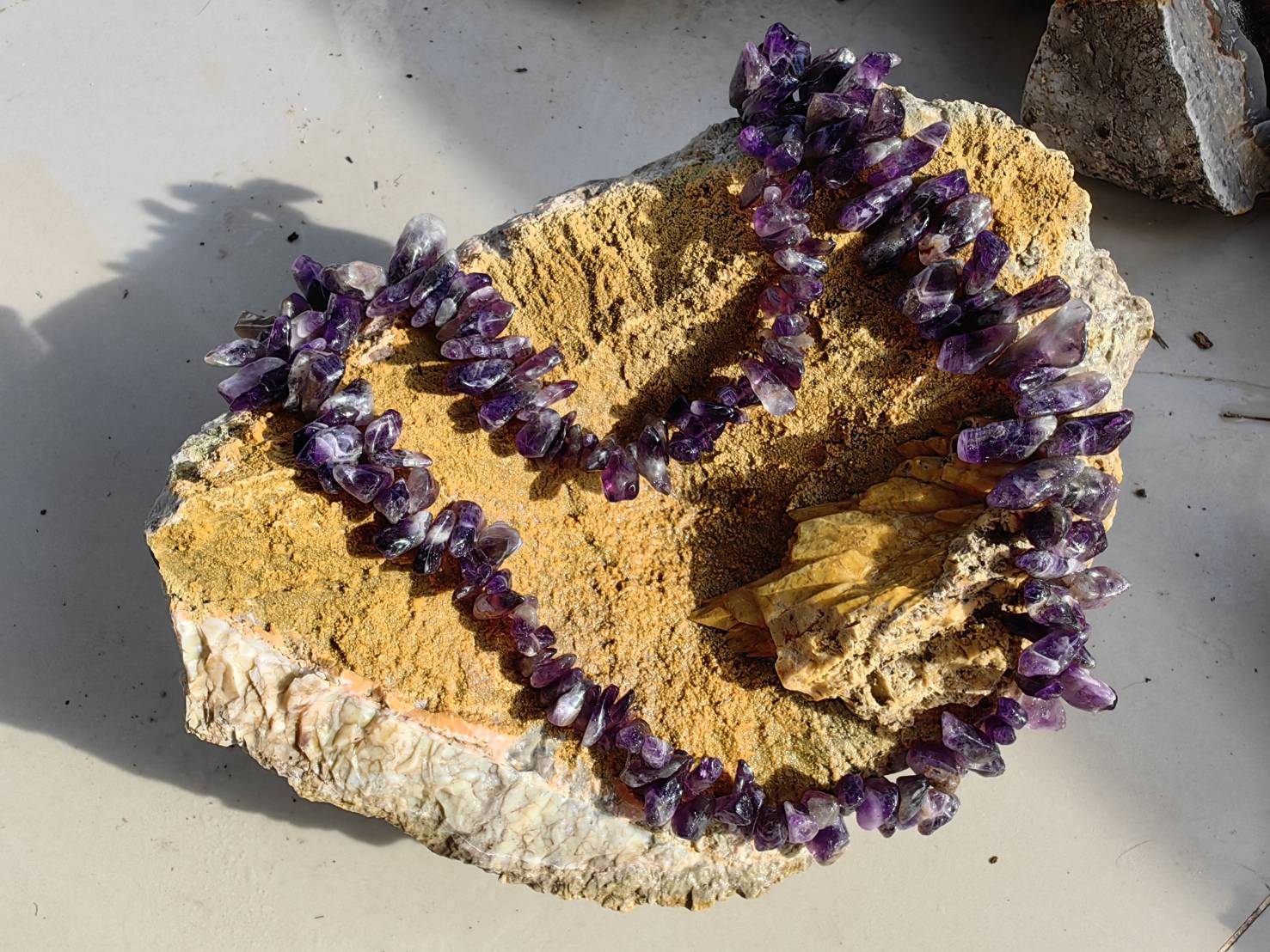 Amethyst Necklace สร้อยคออเมทิตส์ L 76 cm. 1055.50 ct.