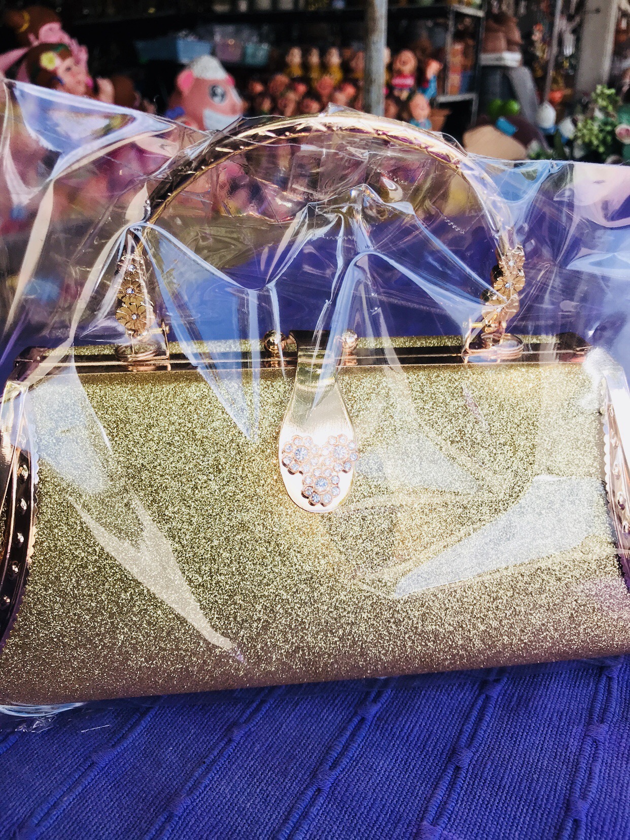 กระเป๋าถือคลัชคละแบบ