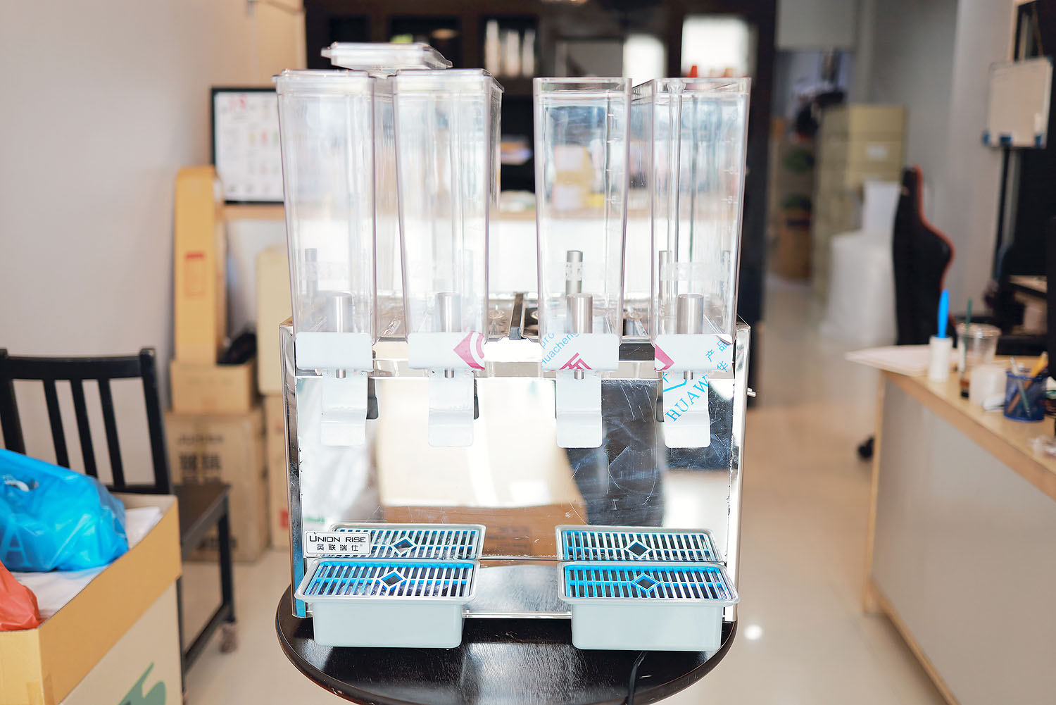 เครื่องกดน้ำ 4 ช่อง วางห้าง น้ำวน