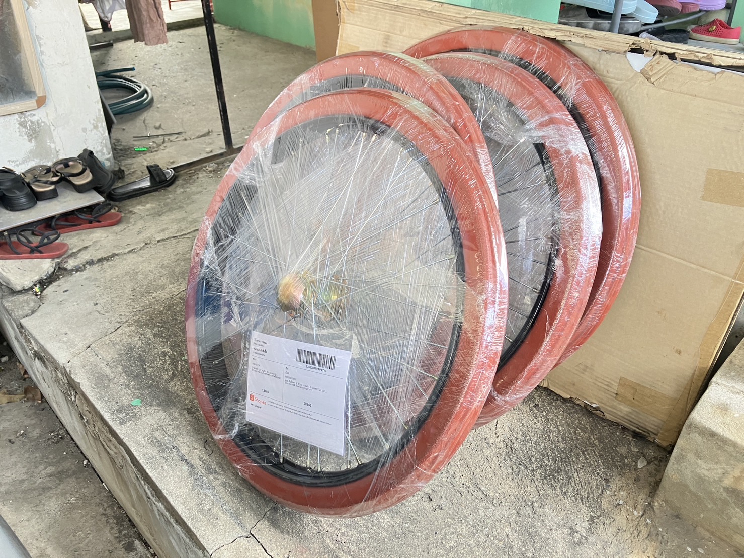 ยางตัน+ไม่ต้องสูบลม!(ล้อหน้า8นิ้วหมุนได้360องศา+ล้อข้างยางตัน26นิ้ว)รถเข็นสามล้อโครงเหล็กสีน้ำเงิน(ขนาด 80x160cm)-คันใหญ่สุดของร้าน