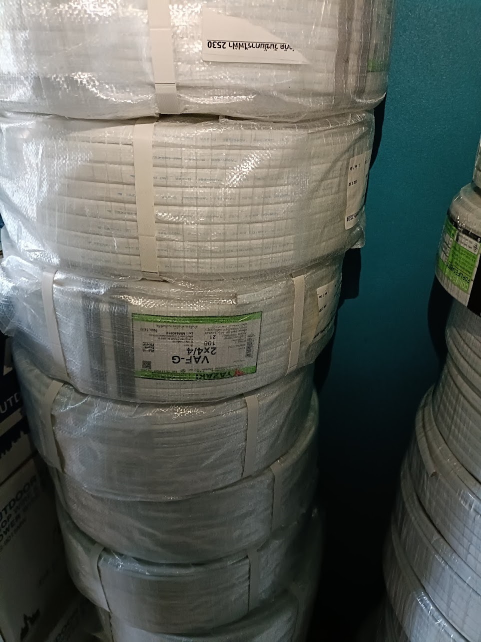 YAZAKI สายไฟ VAF-G YAZAKI เบอร์ 2x4/4 ตร.มม. 100เมตร 3แกน เบอร์4 มีกราว์