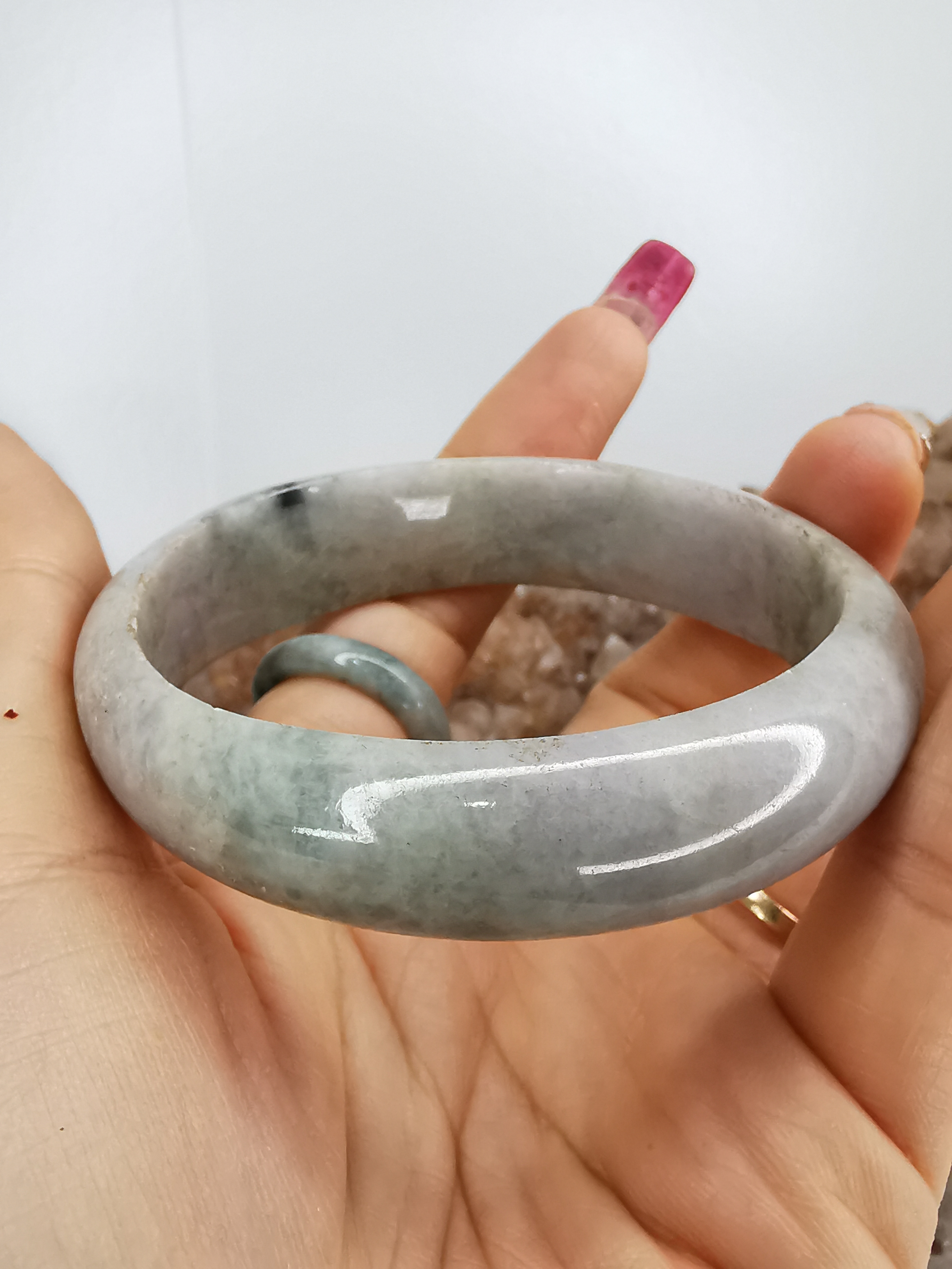 White Green Yellow Jade Bangle กำไลหยกเจไดต์แท้ Diameter/ เส้นผ่านศูนย์กลางด้านใน 57 mm.