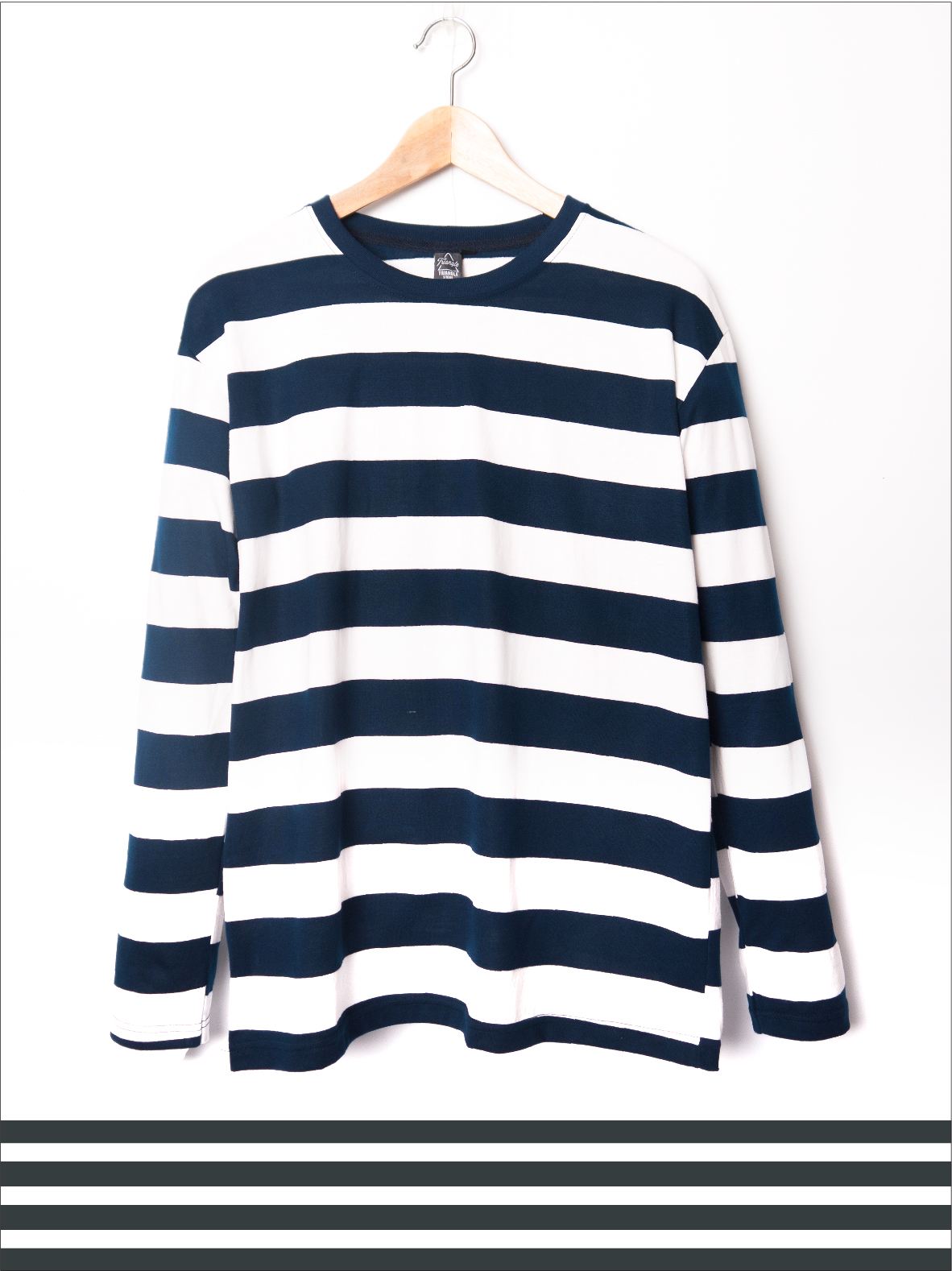 G 180130 เสื้อยืด (แขนยาว) TRIANGLE STORE ราคาเช่า 30 บาท ต่อ 1 วัน