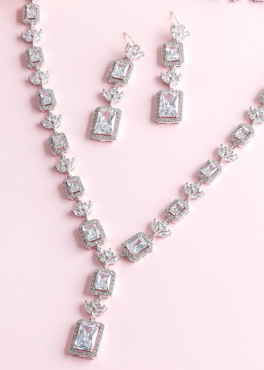 DIAMOND JEWELRY 18K WHITE GOLD NECKLACE EARRING สร้อยคอ ต่างหู เพชร ทอง 18K Pre-order