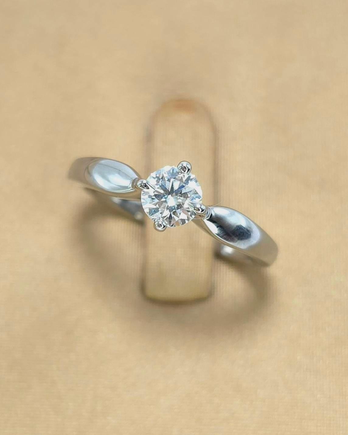 🚫ปิดการขาย(SoIdOut)🚫แหวน Platinum PT950 บุลการี ประดับเพชรเกสร 43 ตัง 1 เม็ด น้ำ 96(H) IF(เพชรไร้ตำหนิ) 3 Excellent GIA: 2141565168 ใบสำเนา อุปกรณ์: กล่อง 2 ชั้น ใบสำเนา GIA สภาพสวยมาก ไซส์ 50 น้ำหนัก 4.82 กรัม ราคา 43,900.- (ออกShop25x,xx