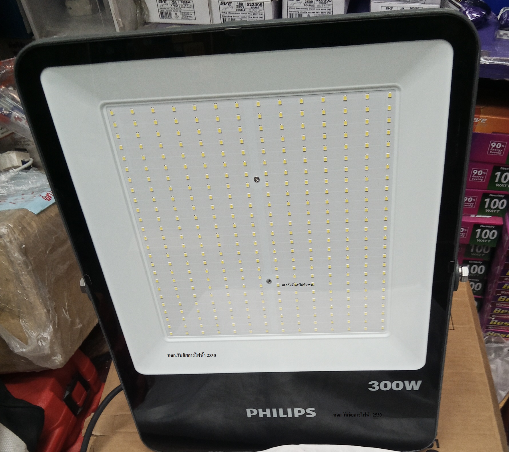 PHILIPS โคมไฟ ไฟสปอร์ตไลท์ LED 300W / ไฟฟลัดไลท์ BVP151 รุ่น SmartBright G3 LED Floodlight แสงขาว เดย์ไลท์ 300วัตต์