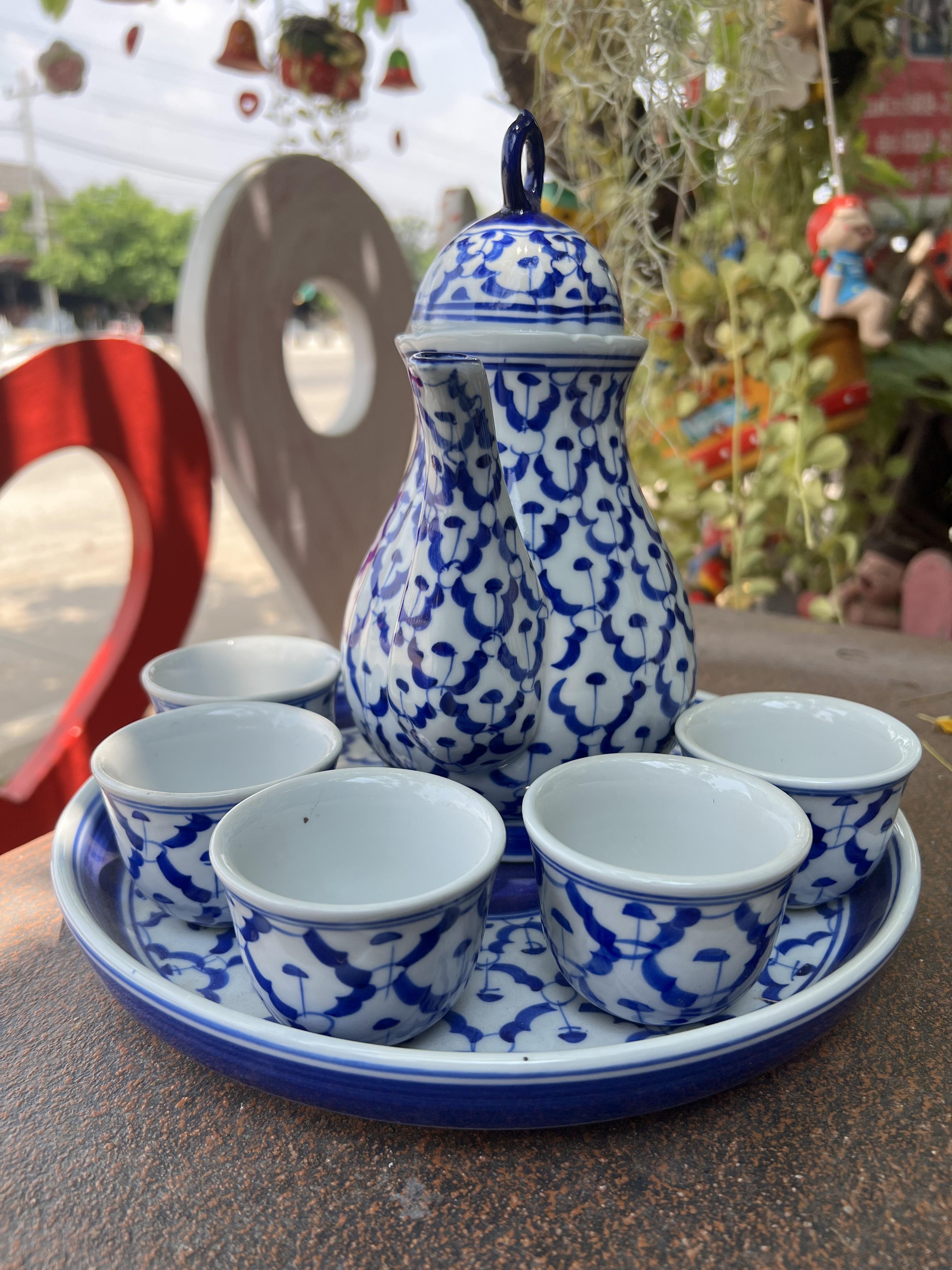 ชุดน้ำชาลายไทยใหญ่