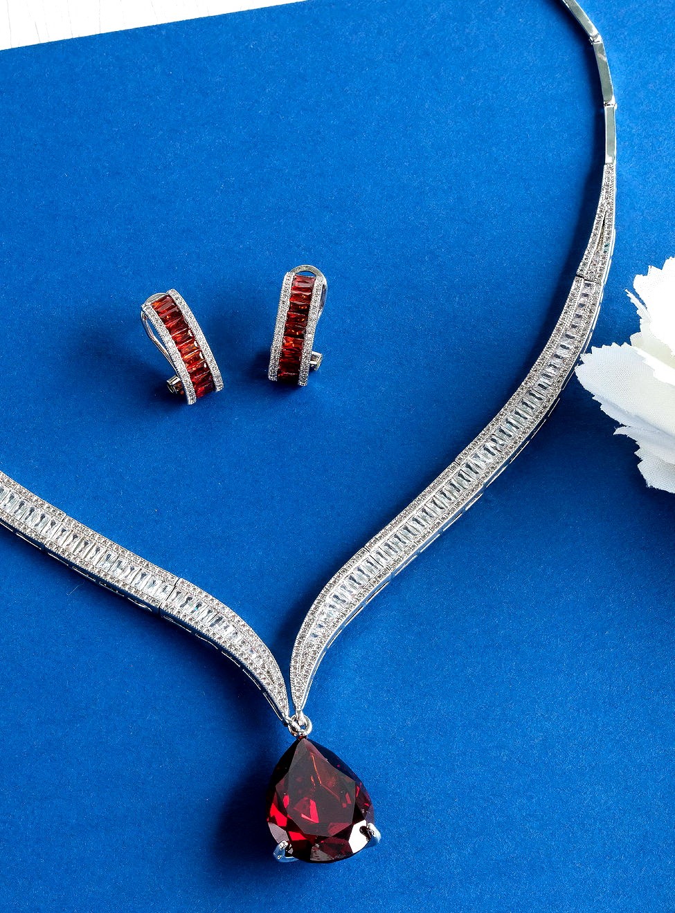RUBY DIAMOND 18K WHITE GOLD NECKLACE EARRING สร้อยคอ ต่างหู ทับทิม ล้อมเพชร ทอง 18K Pre-order