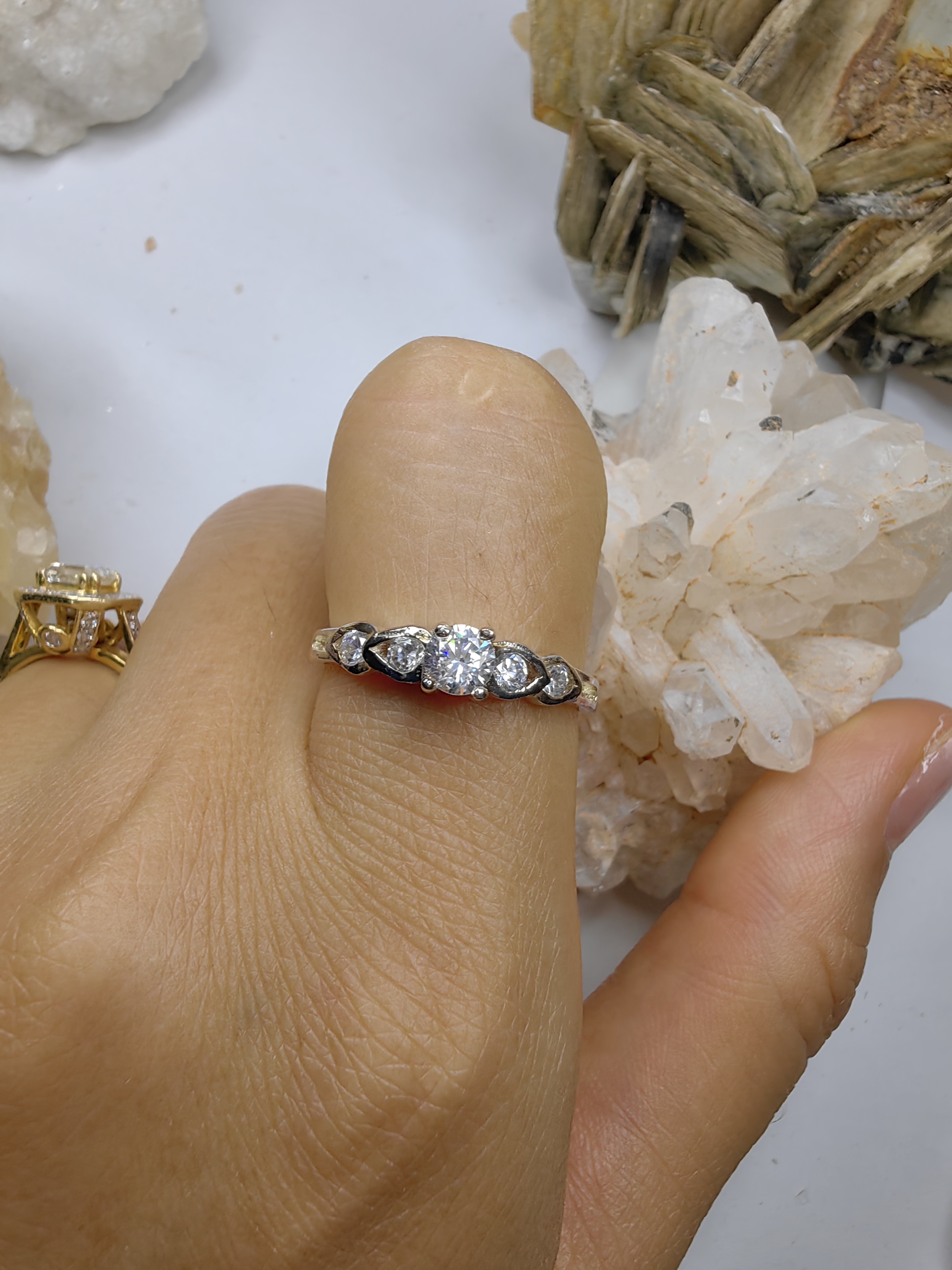 แหวนเพชร CZ เงินแท้ 92.5% Cubic Zirconia 925 Sterling Silver Ring Size 58