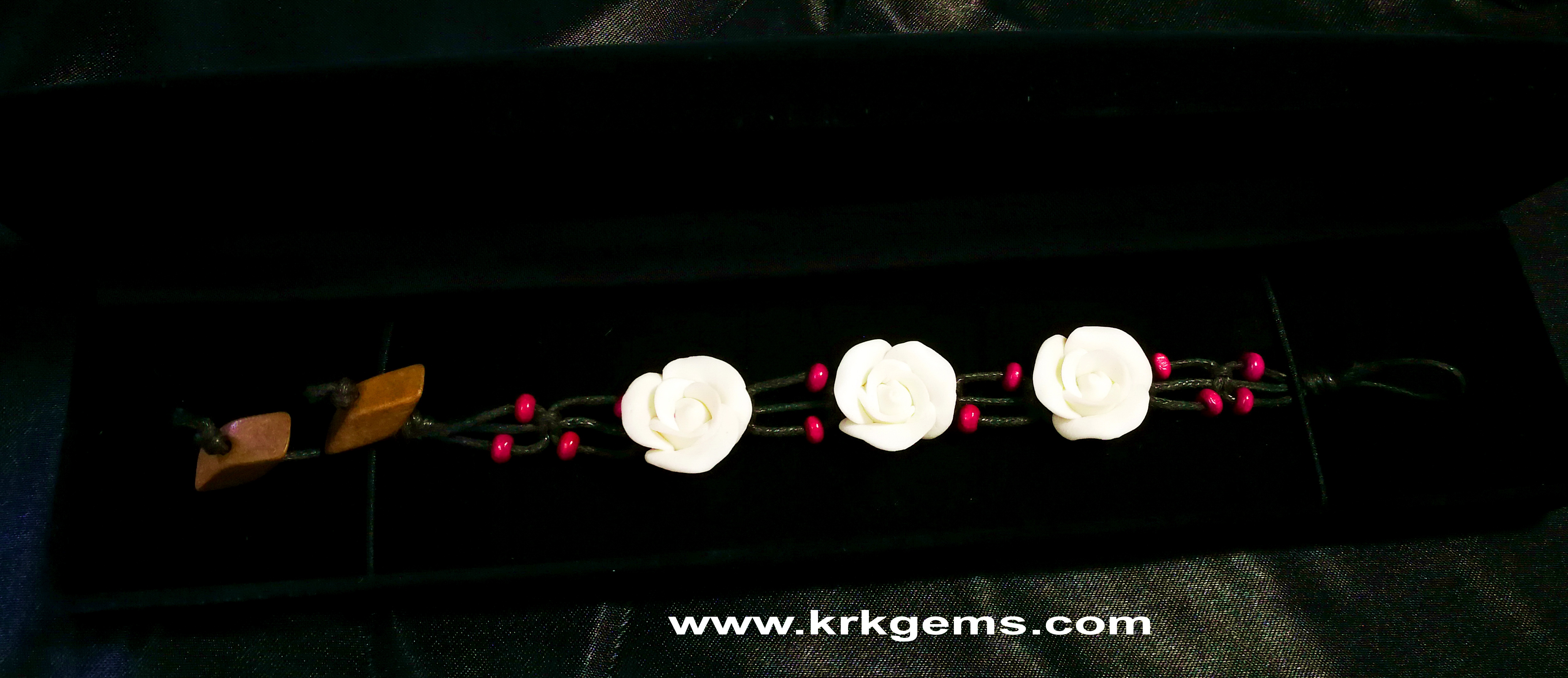 PURE WHITE ROSE HANDMADE CLAY NECKLACE BRACELET EARRING RING SET