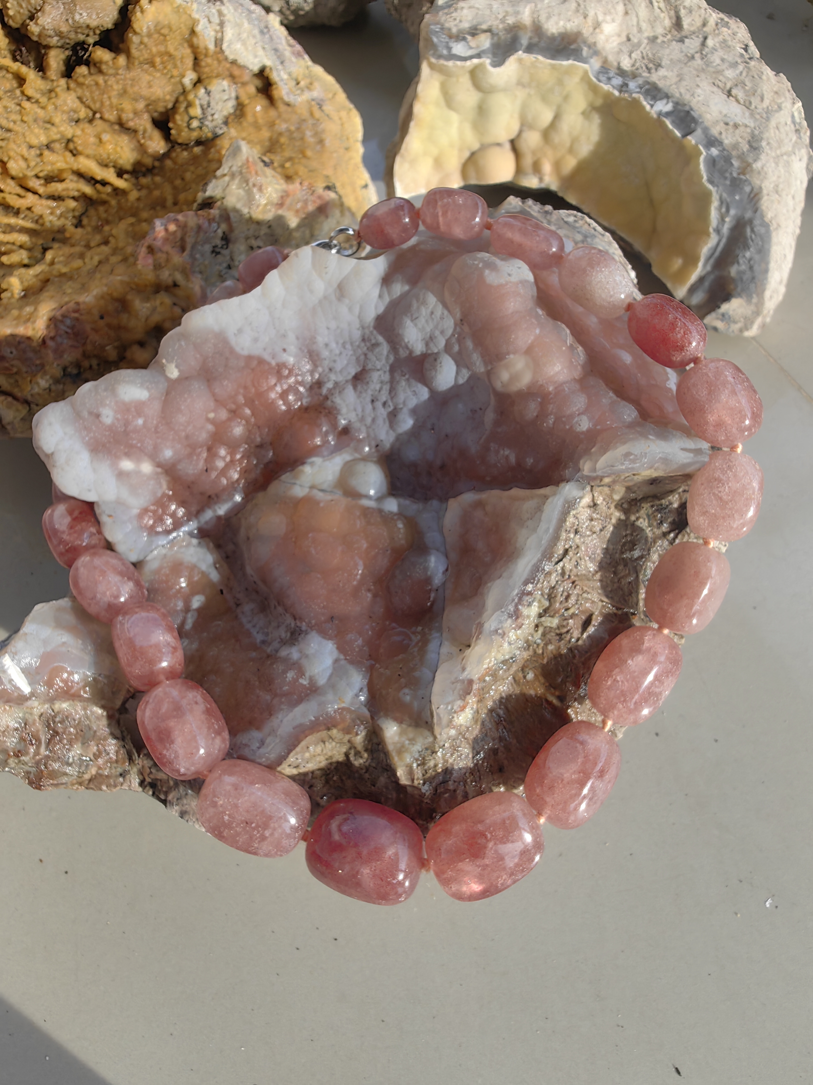 Raspberry Quartz Necklace สร้อยคอราสเบอร์รี่ควอตซ์ L 47 cm. 600.00 ct.