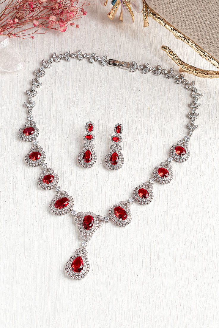 RUBY DIAMOND 18K WHITE GOLD NECKLACE EARRING สร้อยคอ ต่างหู ทับทิม ล้อมเพชร ทอง 18K Pre-order