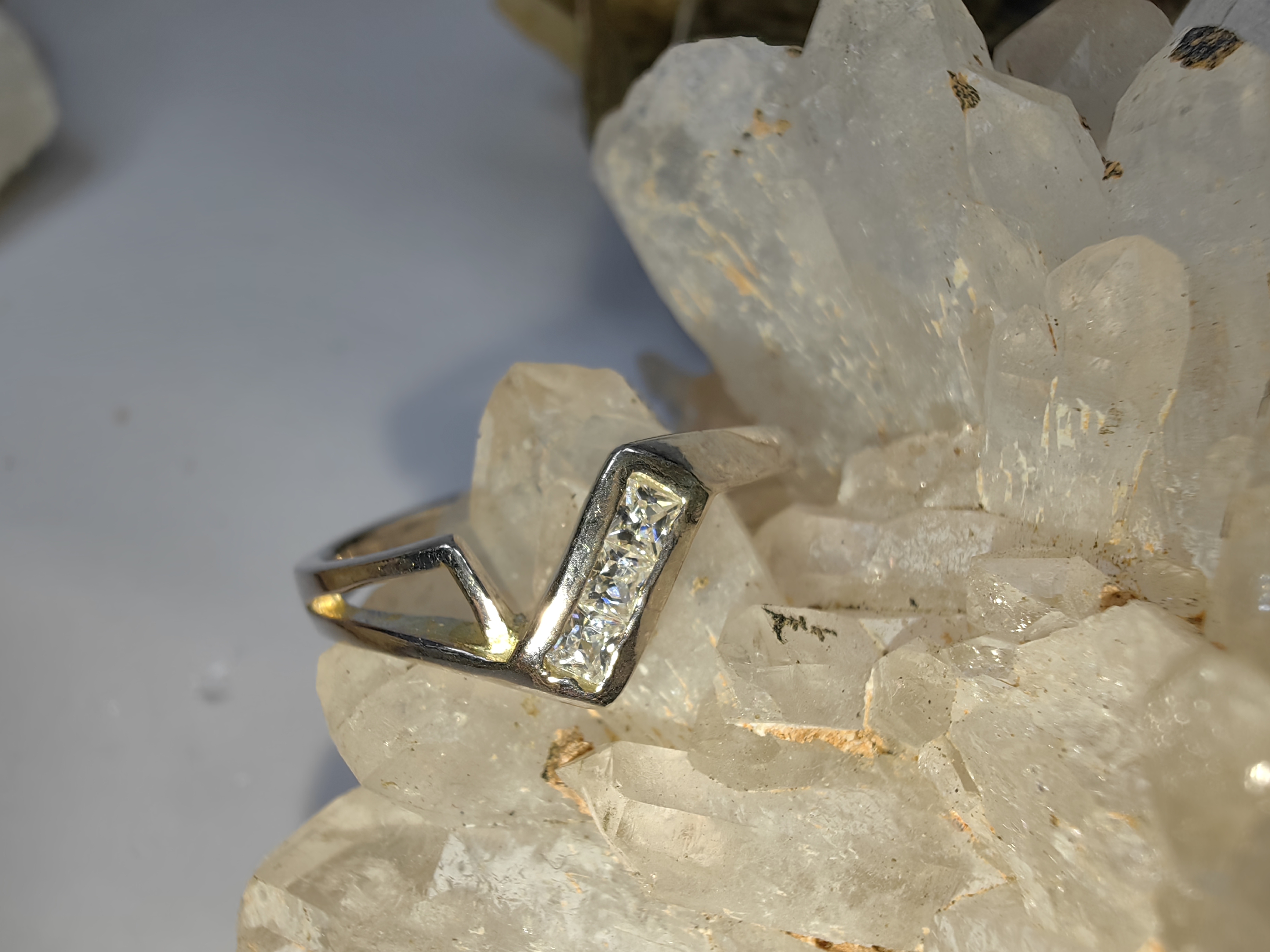 แหวนเพชร CZ เงินแท้ 92.5% Cubic Zirconia 925 Sterling Silver Ring Size 57