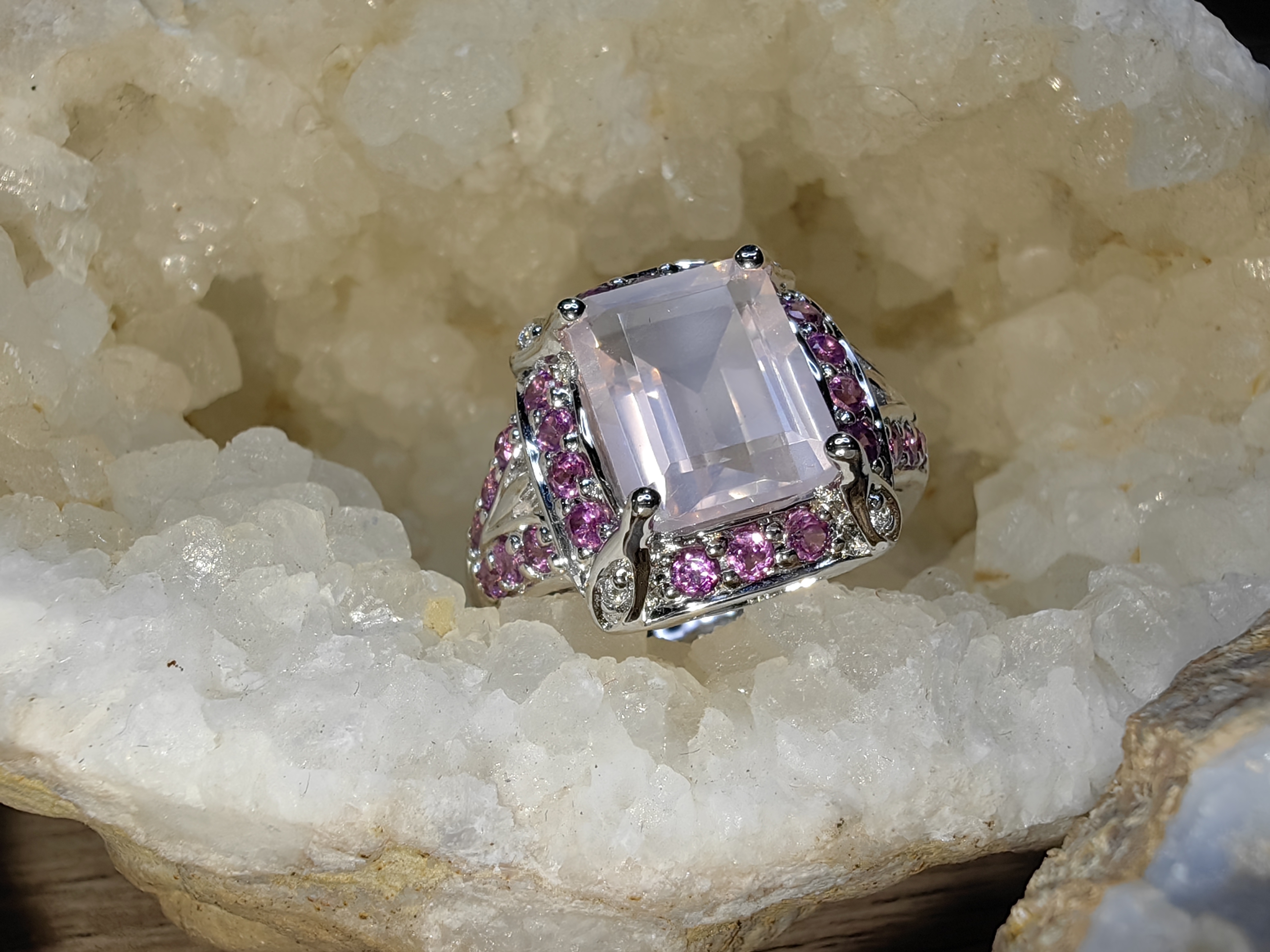 ROSE QUARTZ RHODOLITE RING
