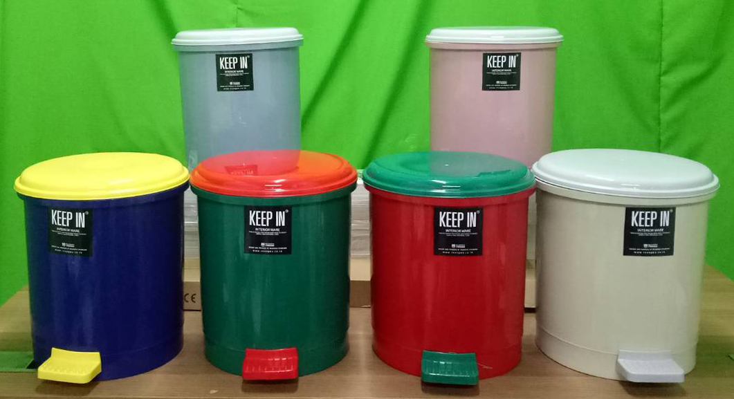 ถังขยะเท้าเหยียบ ทรงกลม 5.5 ลิตร