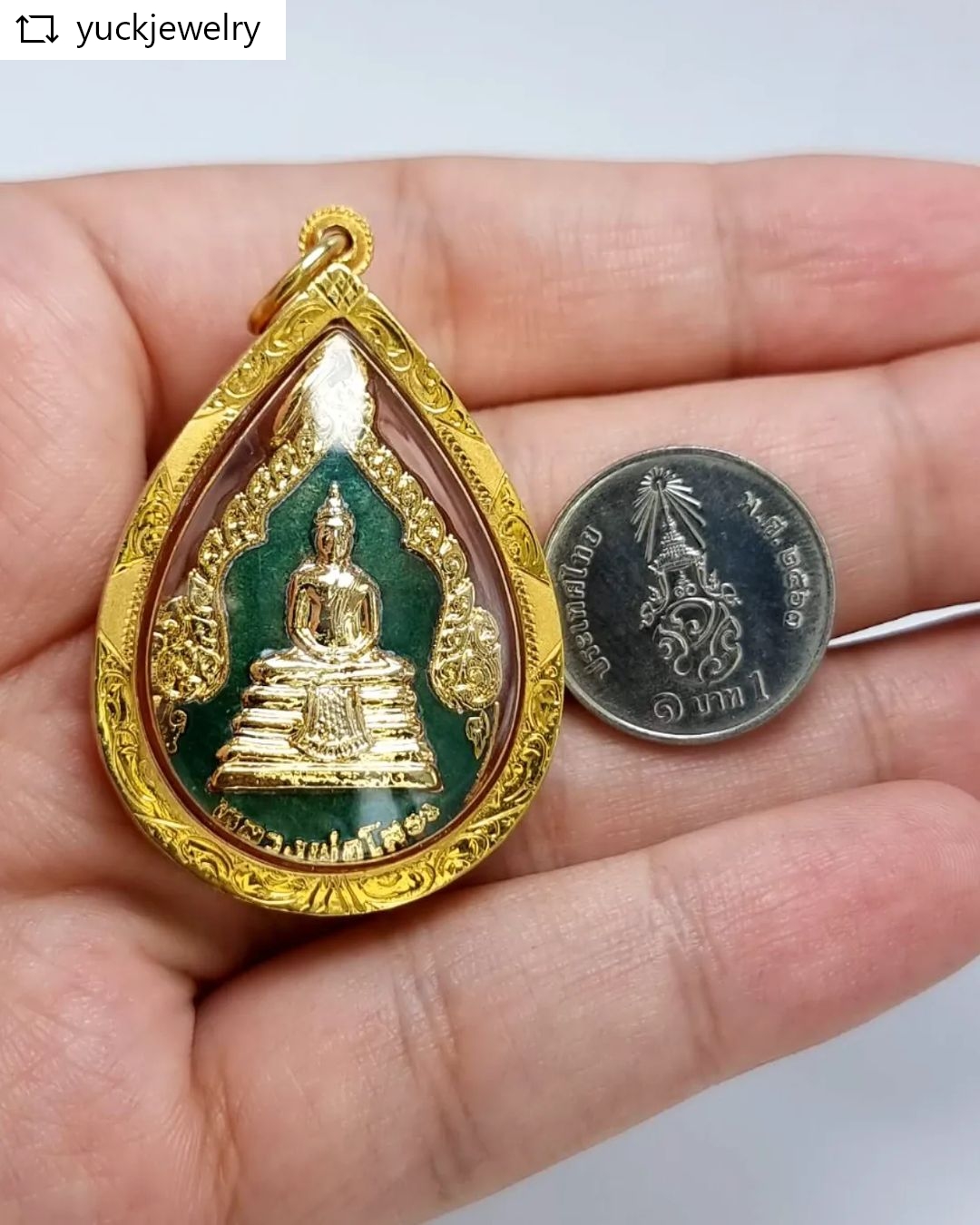 🚫ปิดการขาย(SoIdOut)🚫วัตถุมงคลเลี่ยมกรอบทองคำ 80% เหรียญหลวงพ่อโสธร ลงยาสีแดง น้ำหนัก 13.92 กรัม