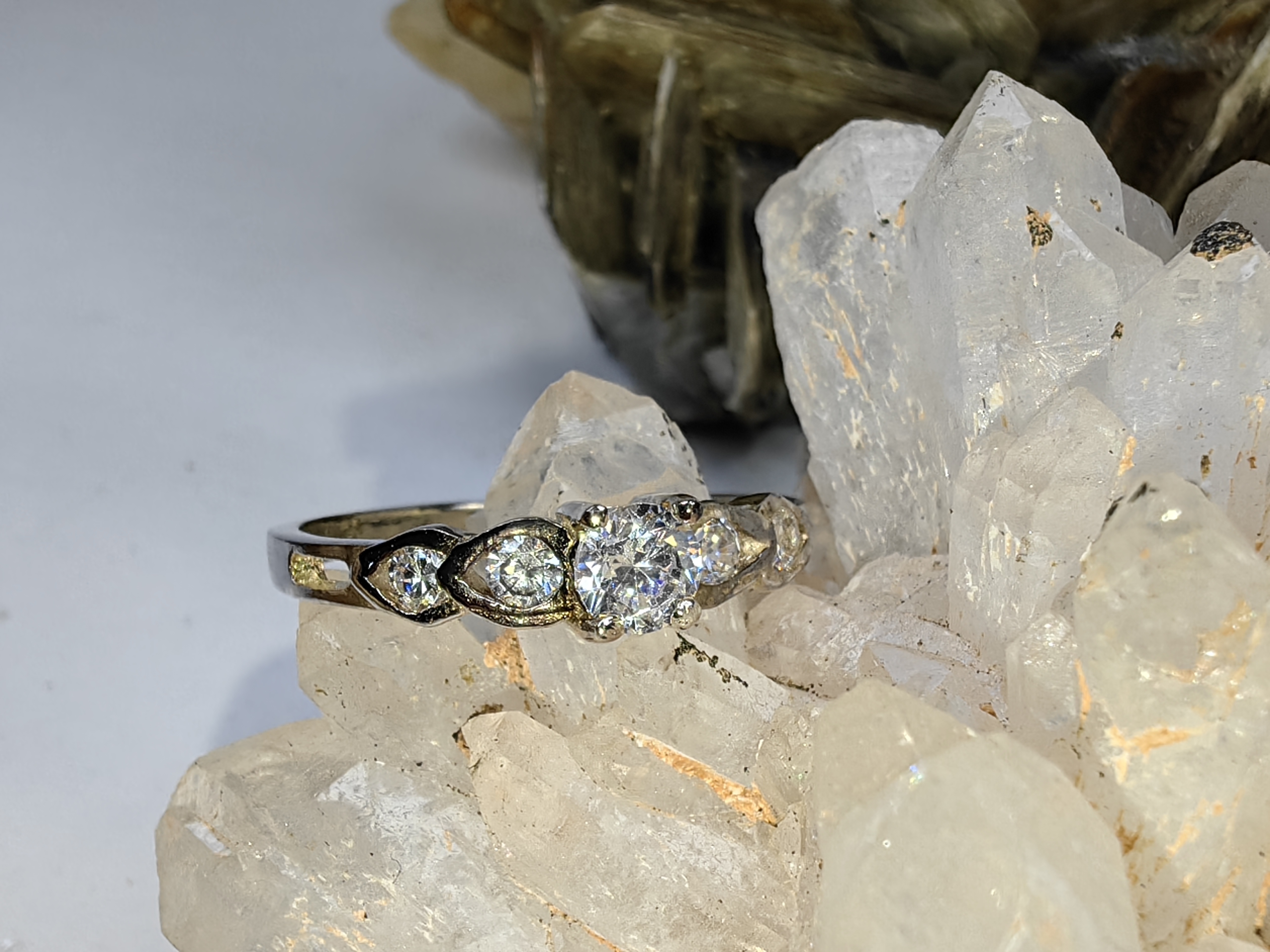 แหวนเพชร CZ เงินแท้ 92.5% Cubic Zirconia 925 Sterling Silver Ring Size 58