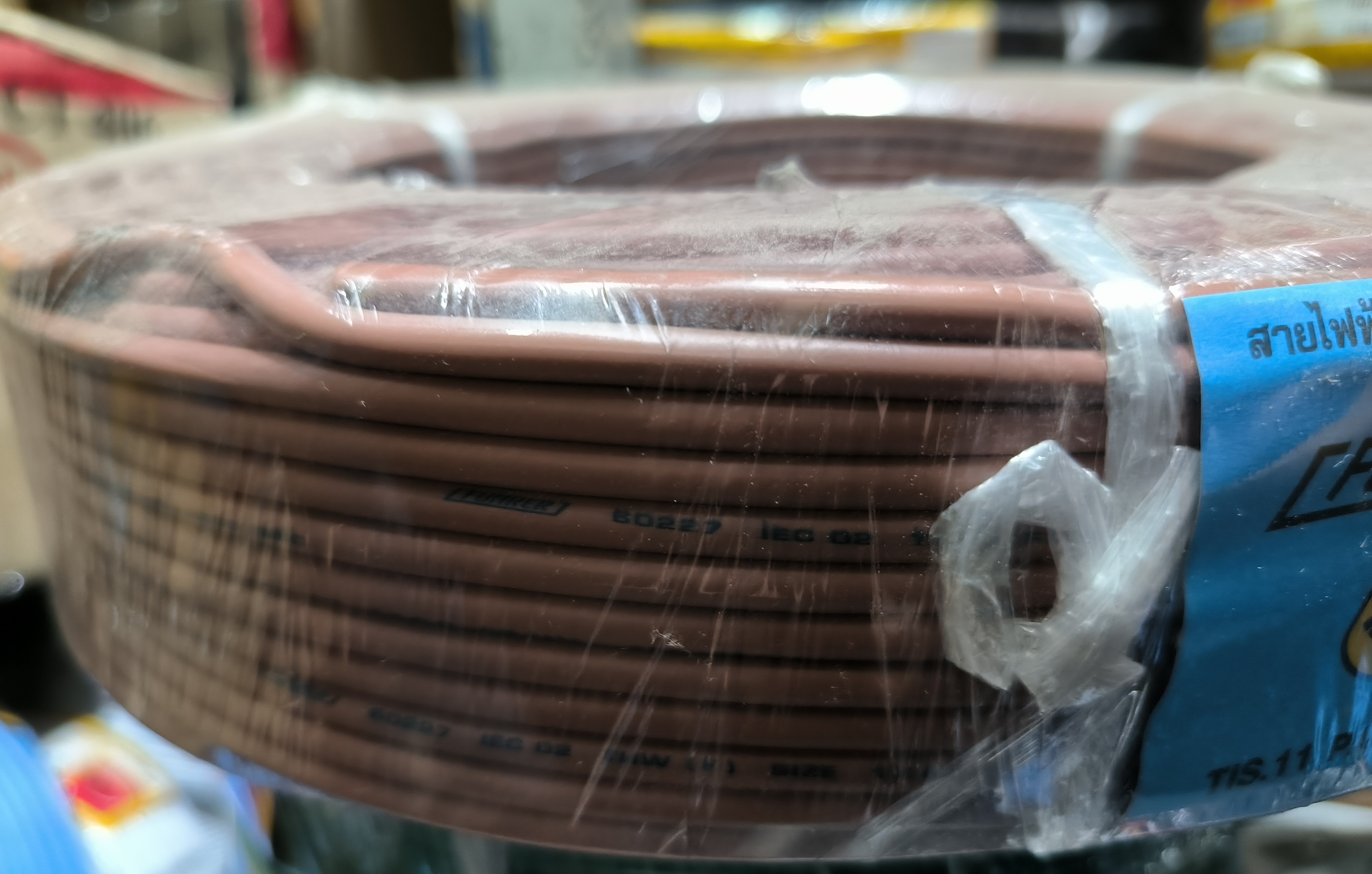 FUHRER สายไฟทองแดงฝอย VSF THW-F เบอร์16 สีแดง 1x6 100เมตร ยีห้อฟูเลอร์ สายตู้ไฟ สายทองแดงฝอย คอนโทรลเดินไฟฟ้า