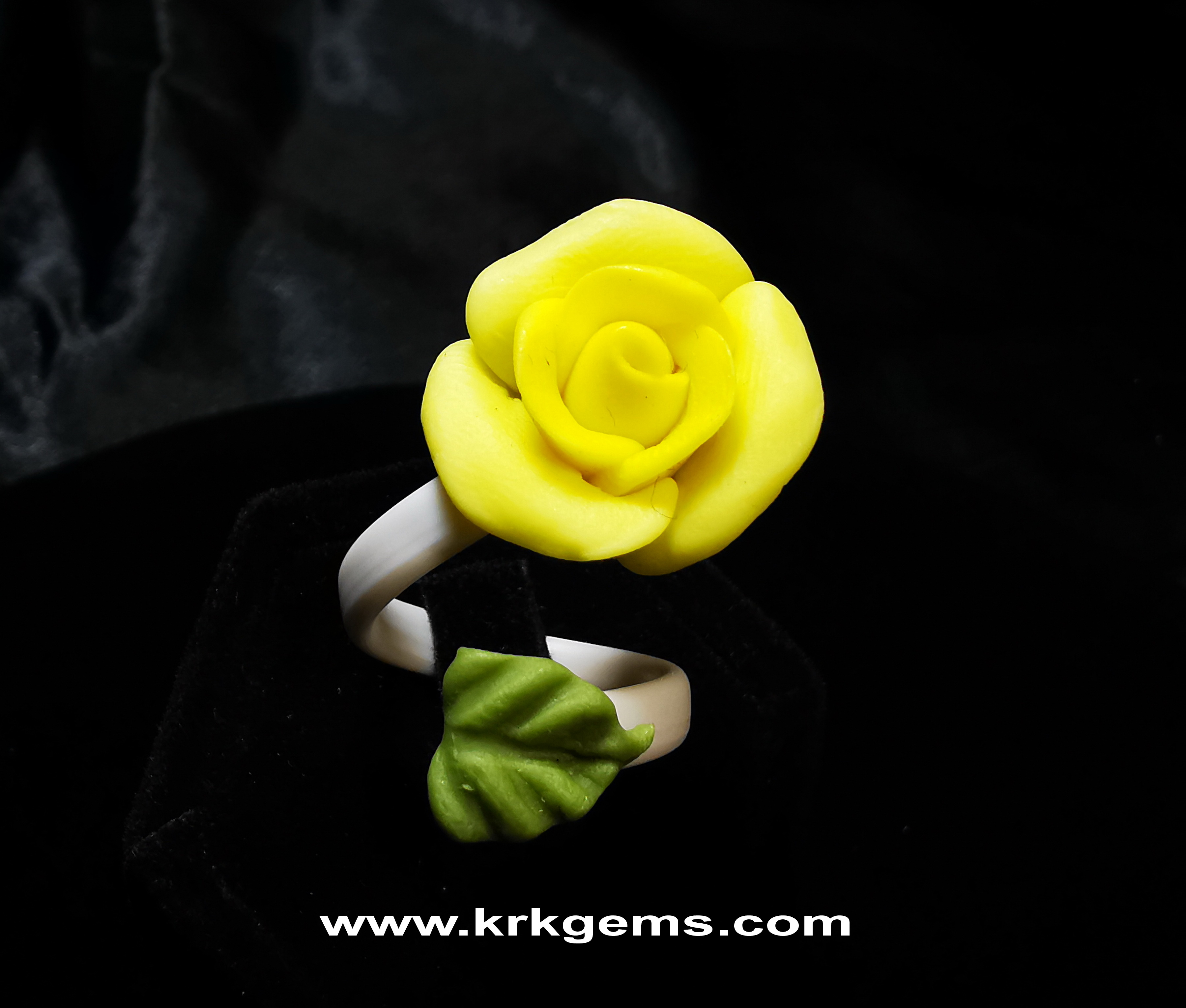 SMALL YELLOW ROSE HANDMADE CLAY RING