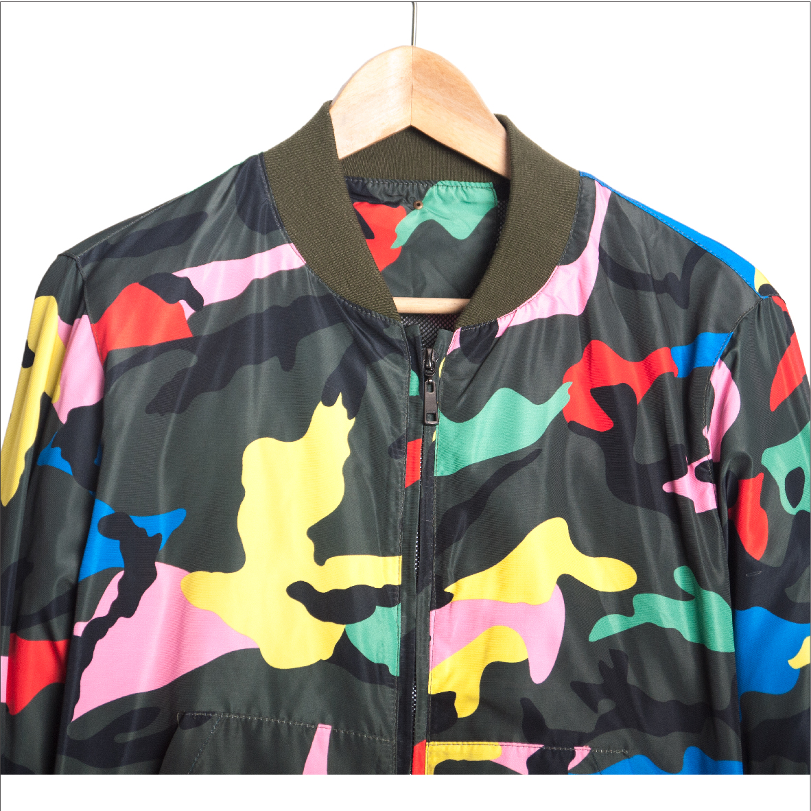 G 150035 เสื้อแจ็คเก็ต (แขนยาว ลายพราง) ราคาเช่า 60 บาท ต่อ 1 วัน