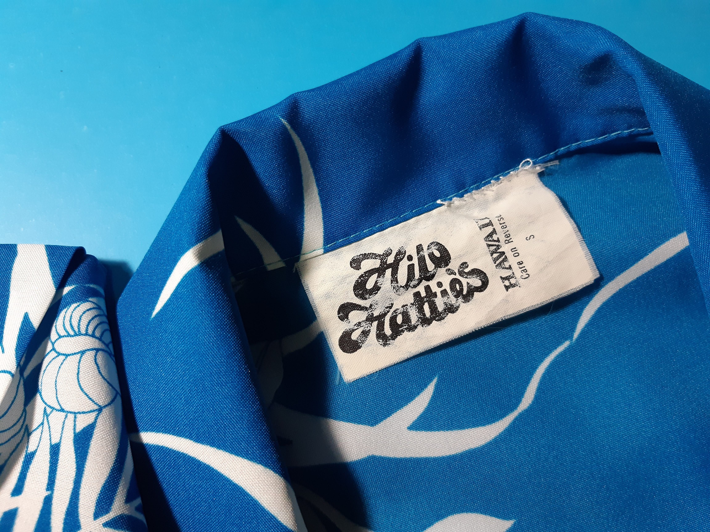 เสื้อเชิ้ตฮาวายสีฟ้า Made in U.S.