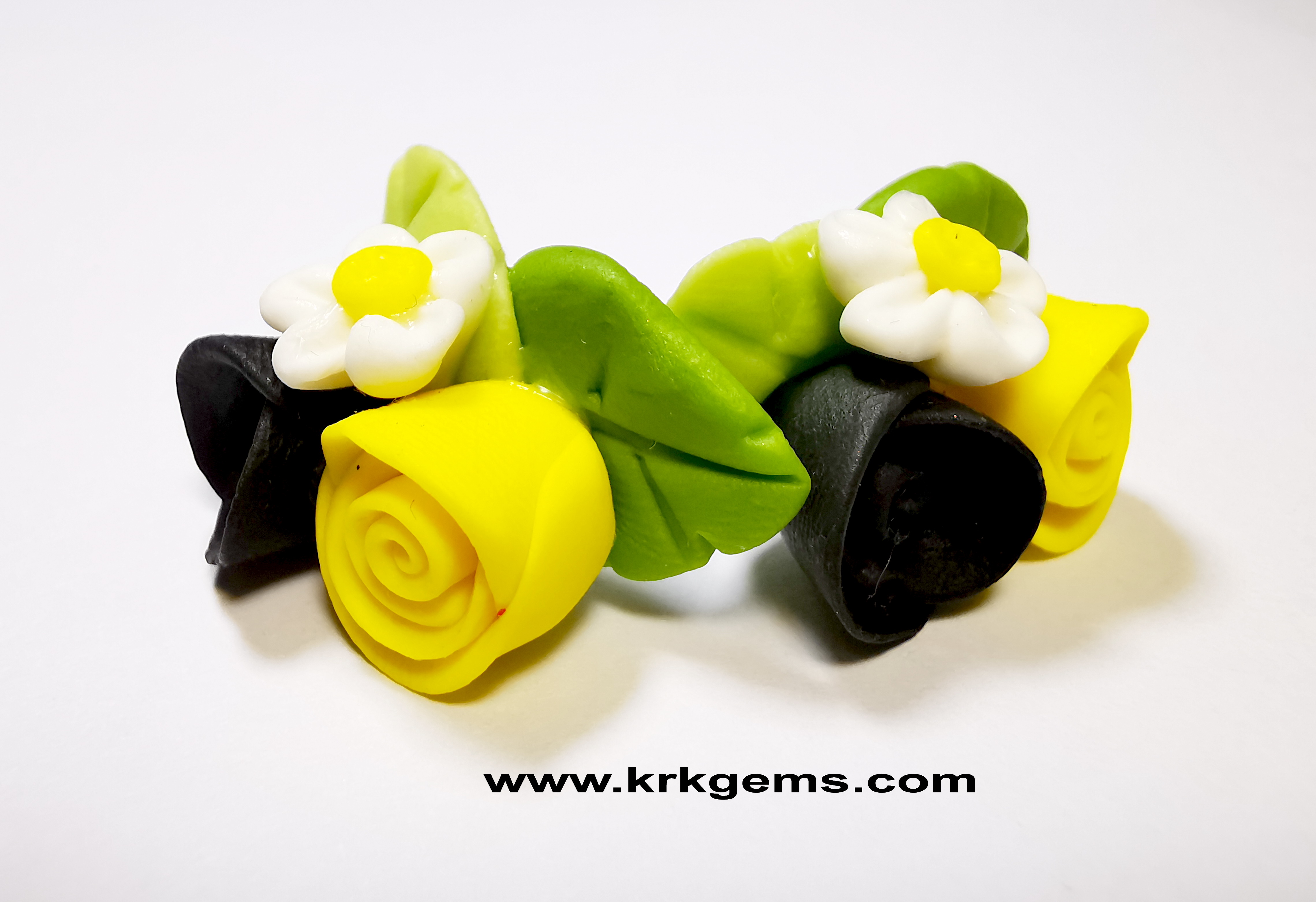 YELLOW BLACK 2ROSE HANDMADE CLAY EARRING