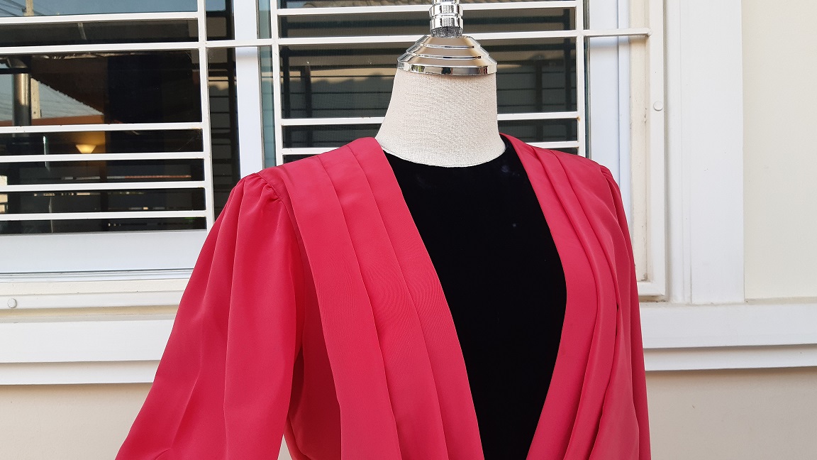 เสื้อวินเทจทรงสูท สีชมพูเปรี้ยวจี๊ดจ๊าด