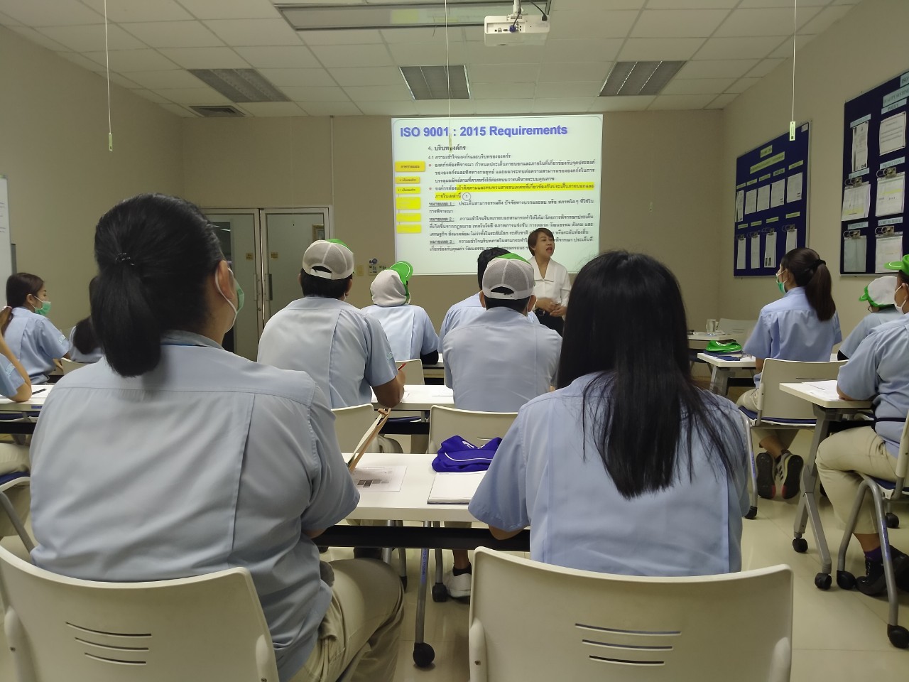หลักสูตรข้อกำหนด ISO 9001:2015 การตีความ และการประยุกต์ใช้ Requirement ISO9001:2015 อบรม Public 2,500 บาท / ท่าน อบรมด่วน อบรมออนไลน์