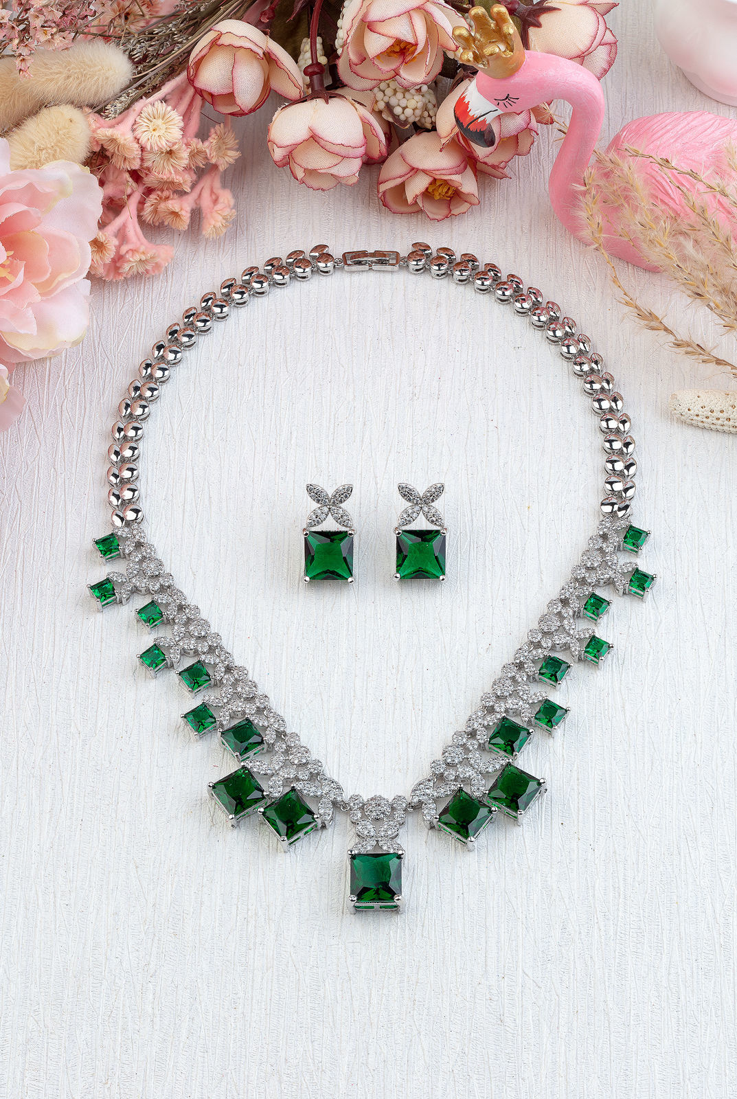 EMERALD DIAMOND 18K WHITE GOLD NECKLACE EARRING สร้อยคอ ต่างหู มรกต ล้อมเพชร ทอง 18K Pre-order