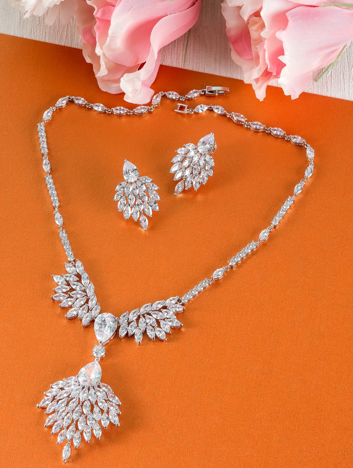 DIAMOND 18K WHITE GOLD NECKLACE EARRING สร้อยคอ ต่างหู เพชร ทอง 18K Pre-order