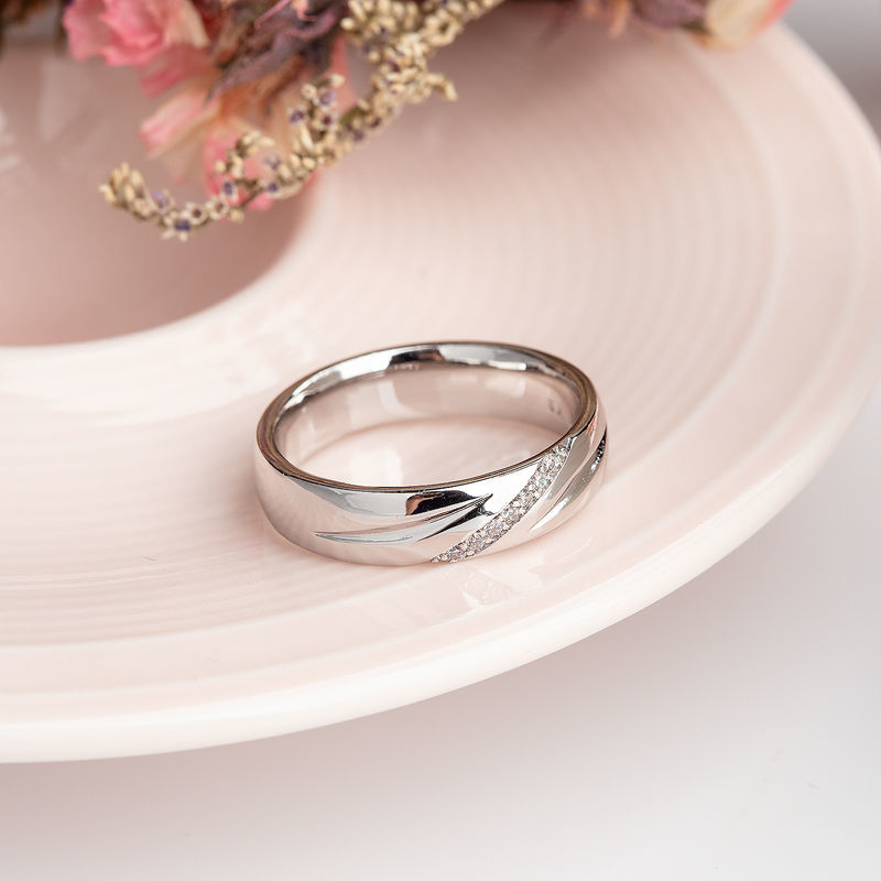 DIAMOND 18K WHITE GOLD RING แหวน เพชร ทอง 18K Pre-order