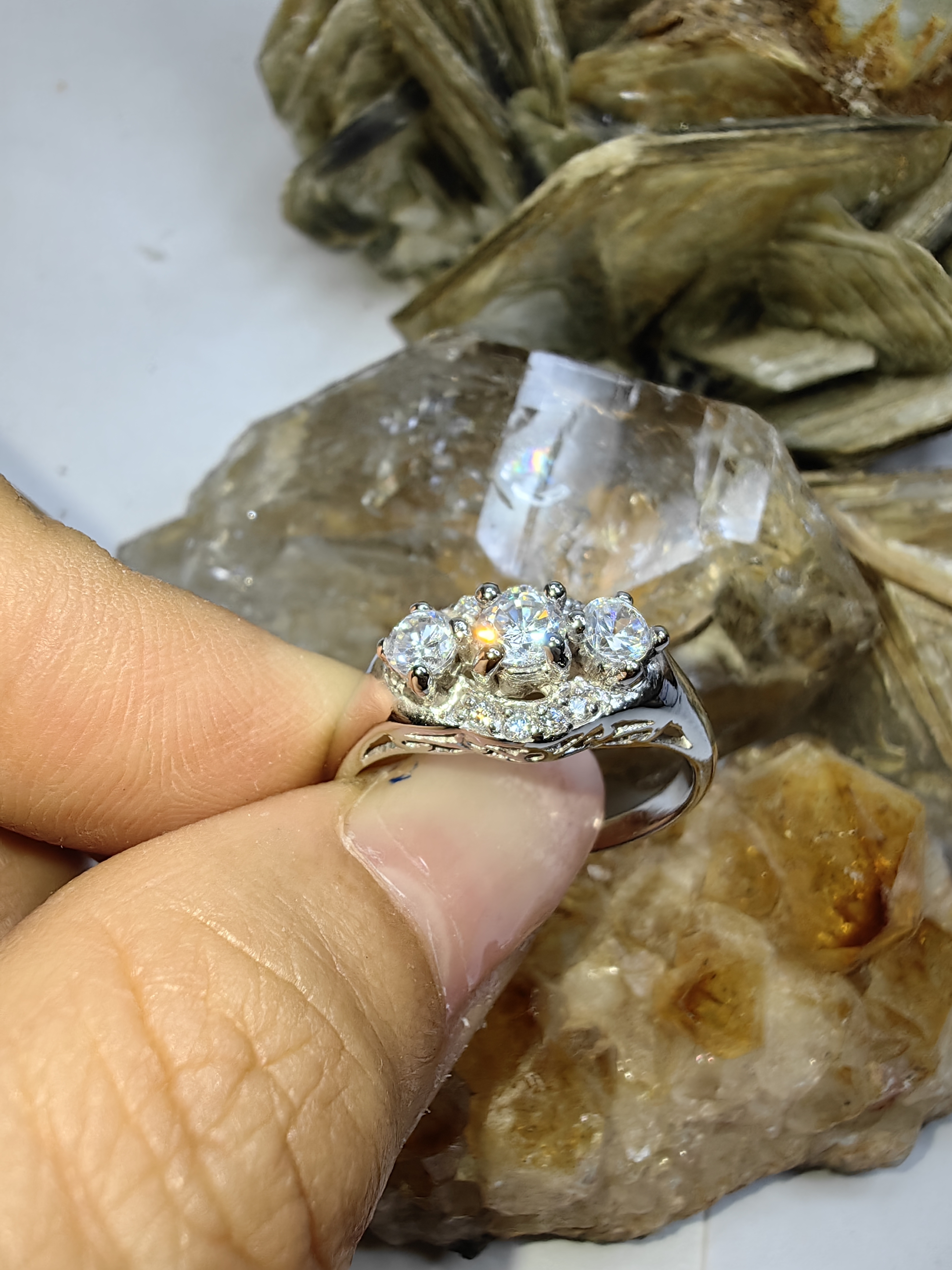 แหวนเพชร CZ เงินแท้ 92.5% Cubic Zirconia 925 Sterling Silver Ring Size 57