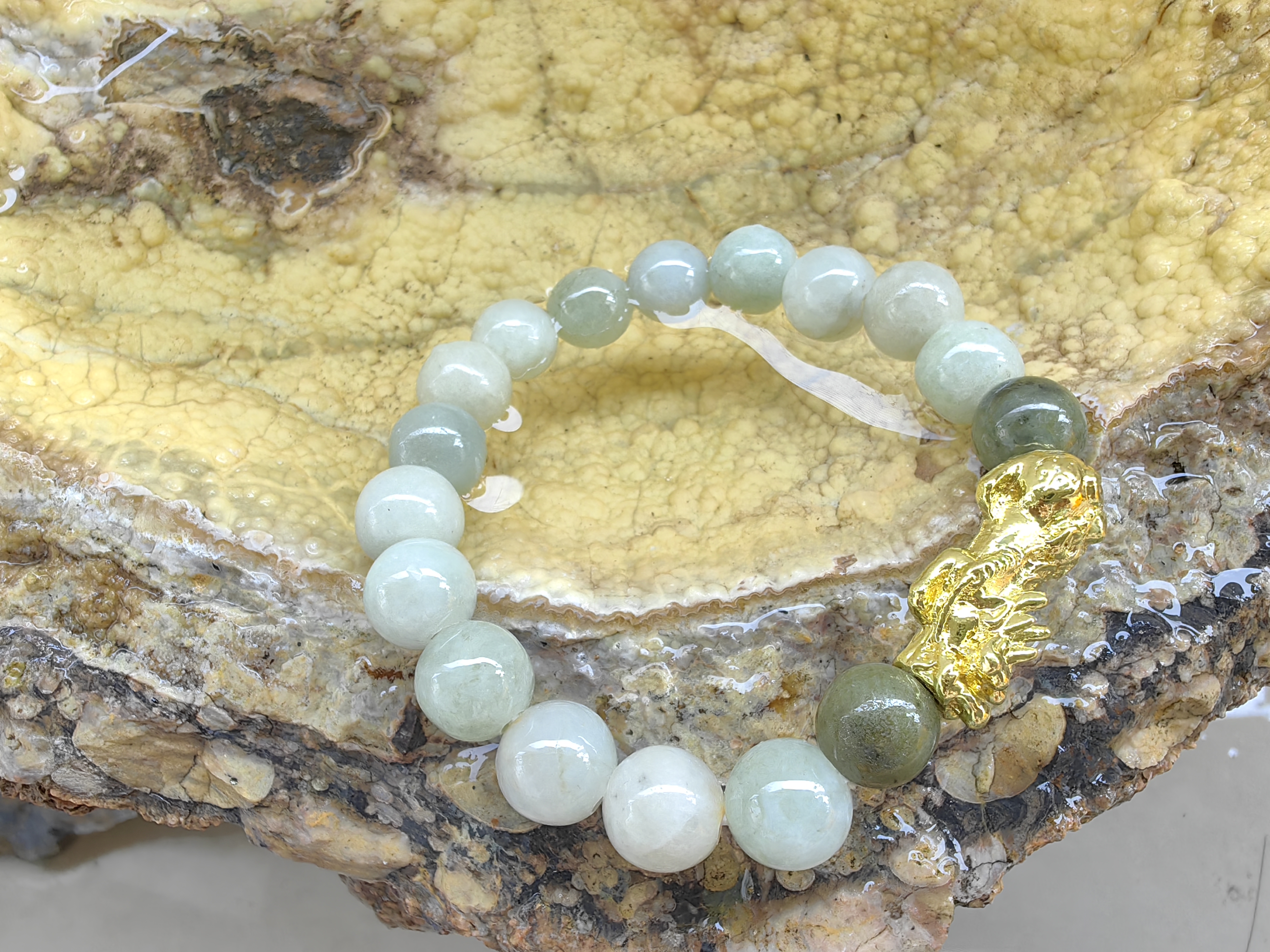 Burmese Jadeite Bracelets Dragon Gold plated Round 10 mm. สร้อยข้อมือหยกพม่าปี่เซียะชุบทอง กลม 10 มม. Free Size