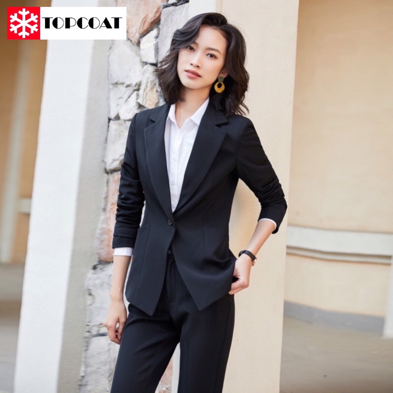 เสื้อสูทผู้หญิง สีดำแนวทางการ เข้ารูป ใส่ทำงาน